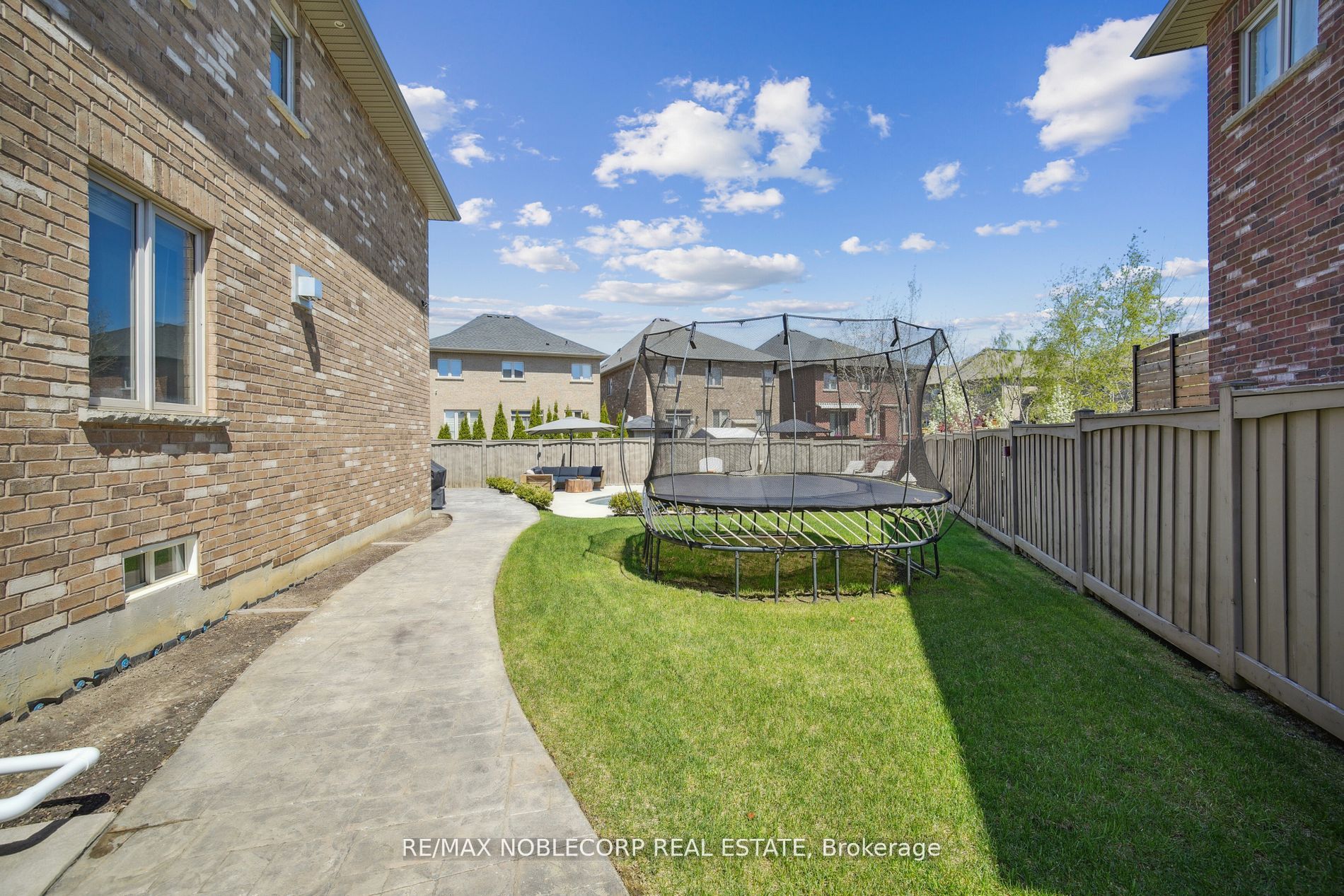 27 Gorman Avenue Property Photo 43