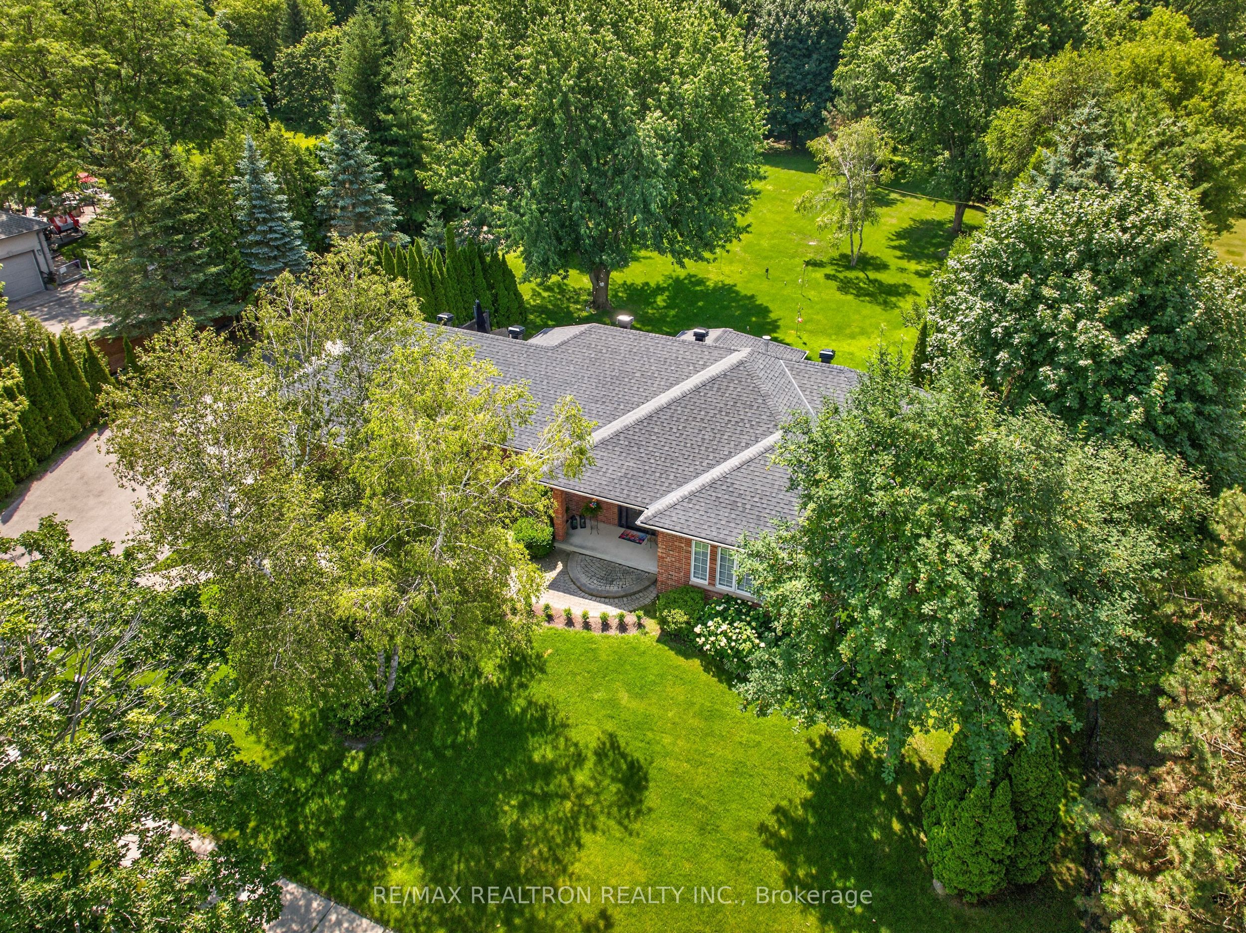 7 Maplehyrn Avenue Property Photo 3