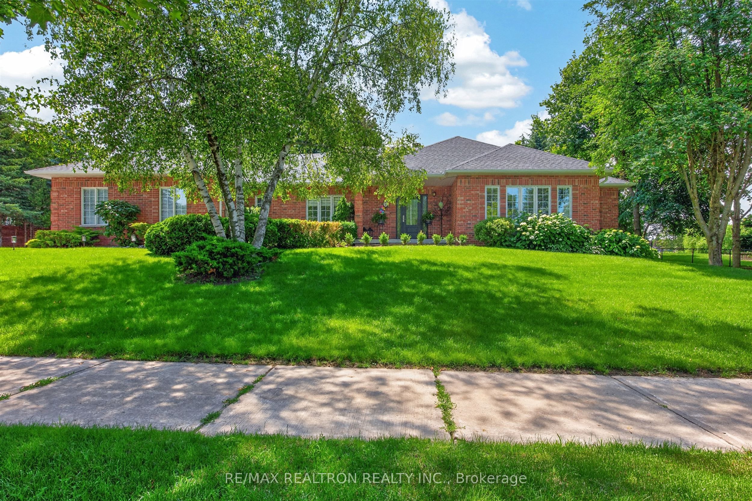 7 Maplehyrn Avenue Property Photo 4