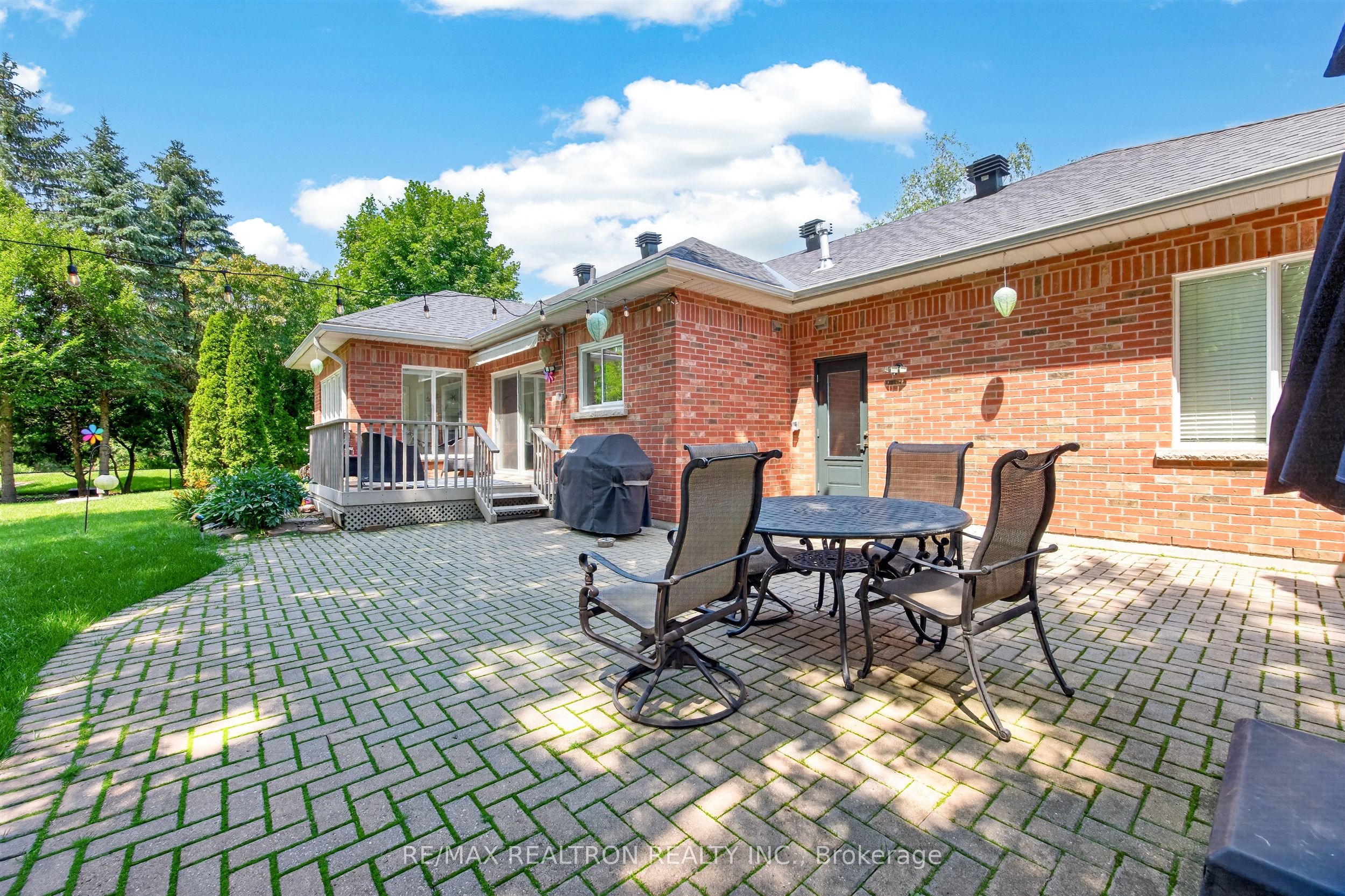 7 Maplehyrn Avenue Property Photo 43