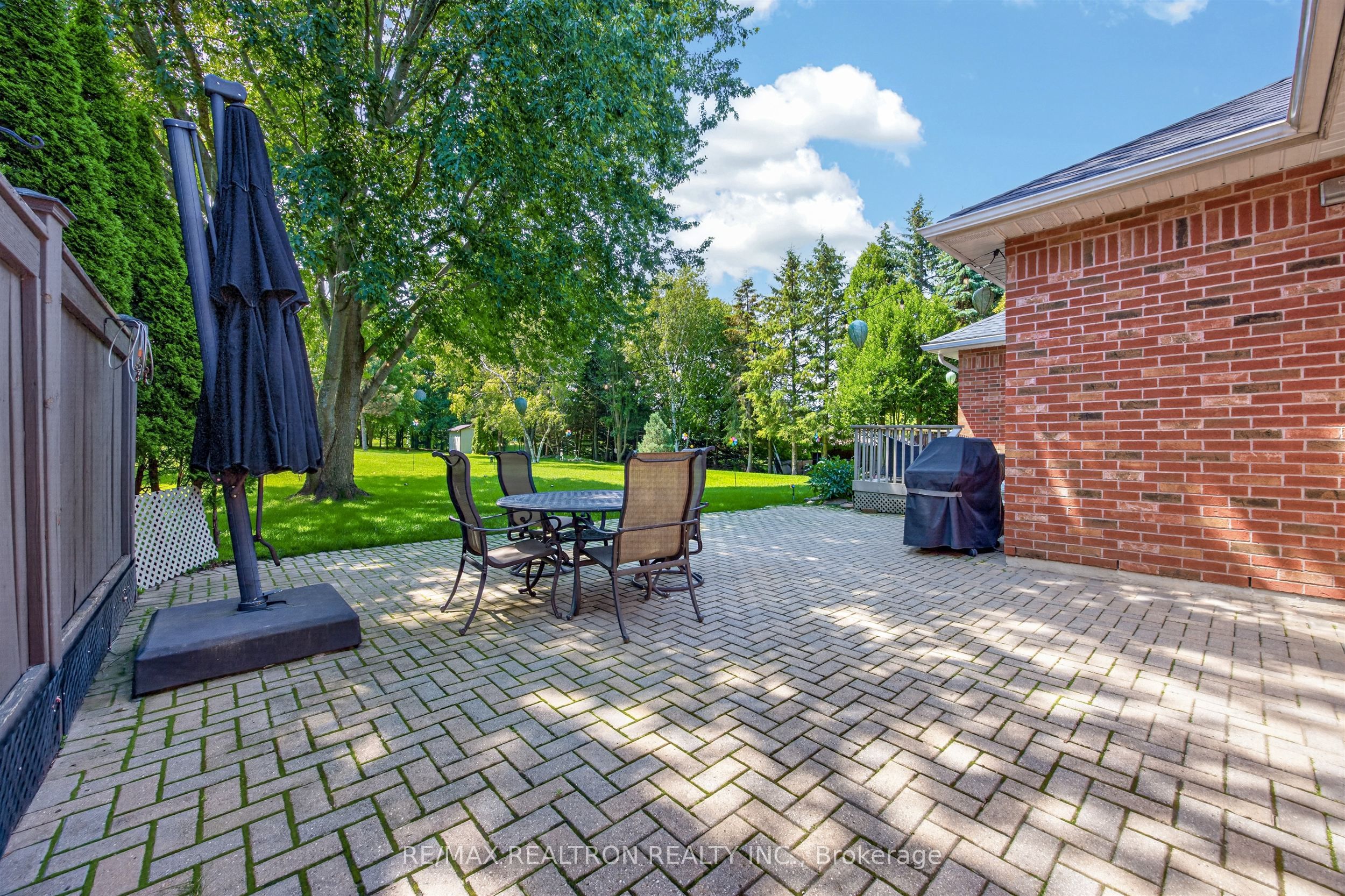 7 Maplehyrn Avenue Property Photo 44