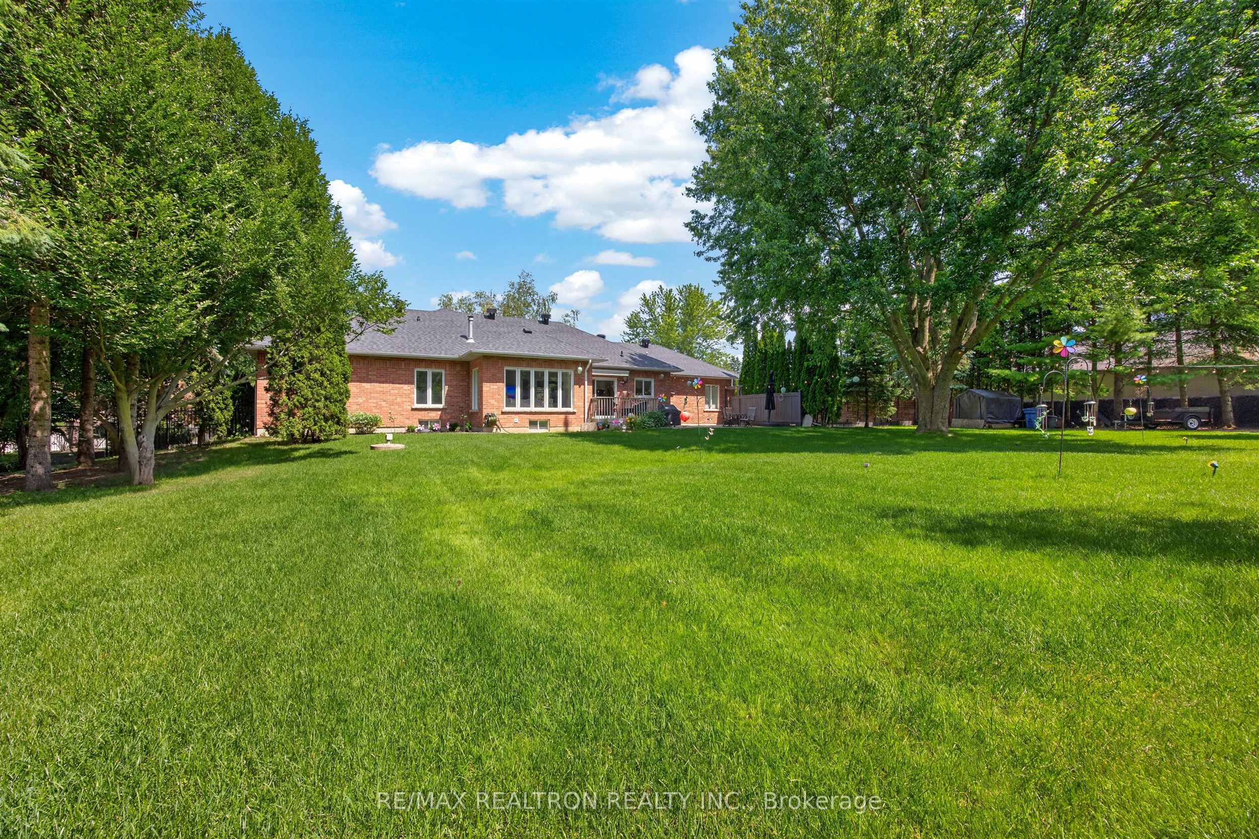7 Maplehyrn Avenue Property Photo 46