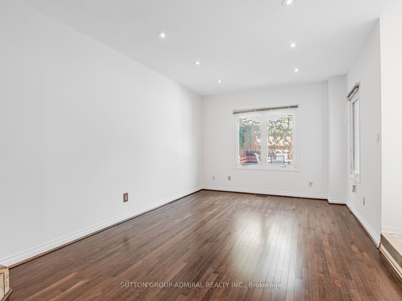 98 Rosedale Heights Drive Property Photo 19