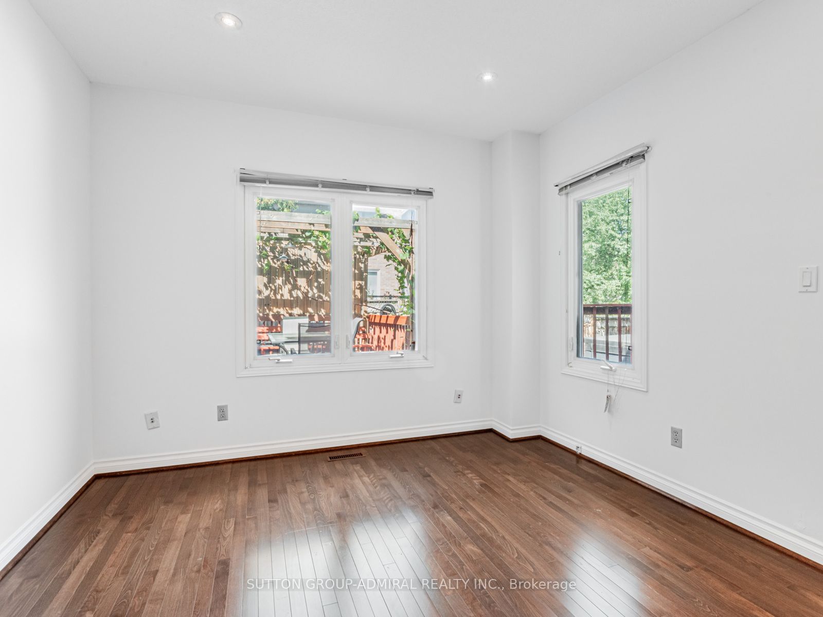 98 Rosedale Heights Drive Property Photo 20