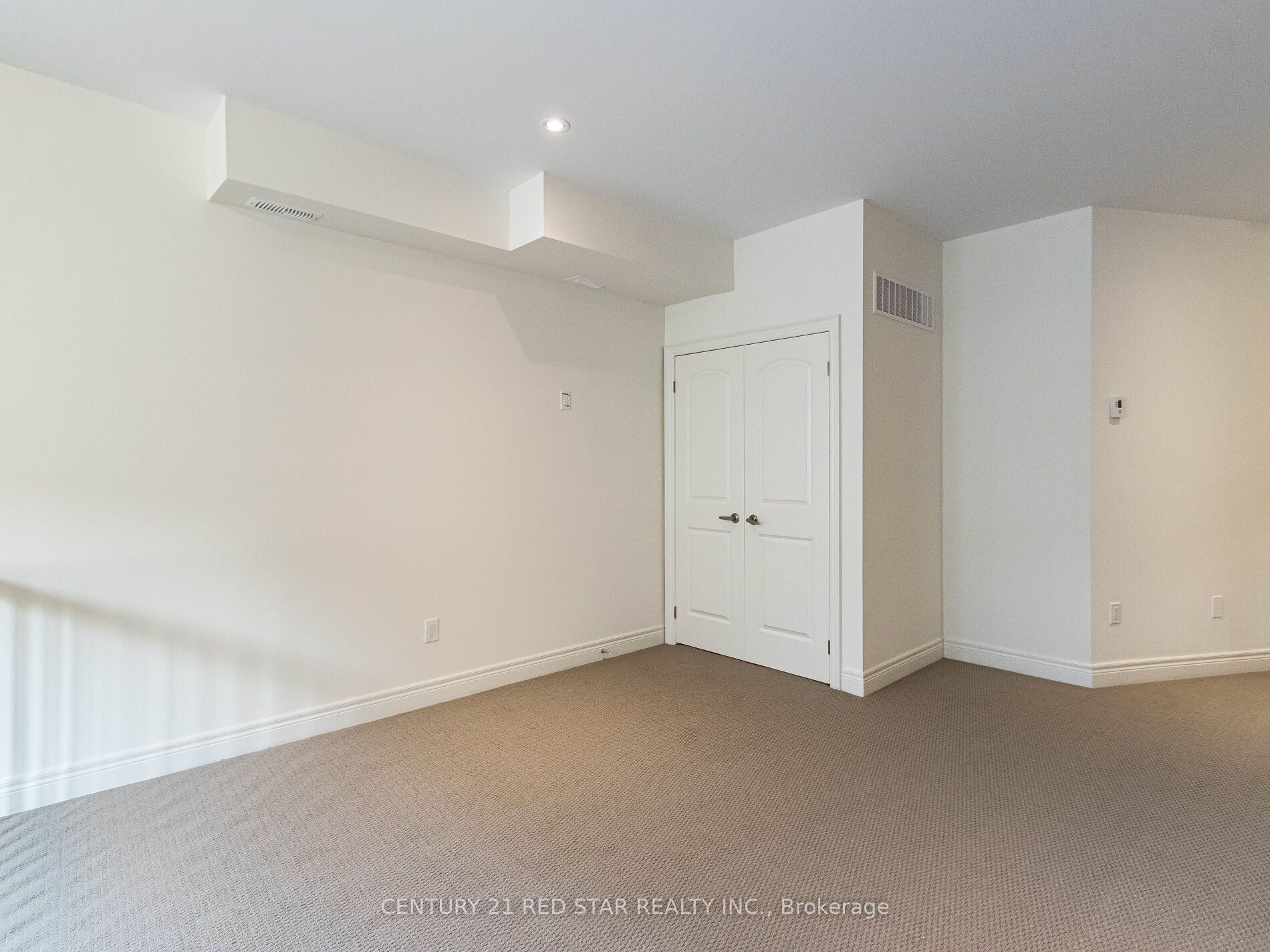 192 Farrell Road Property Photo 31