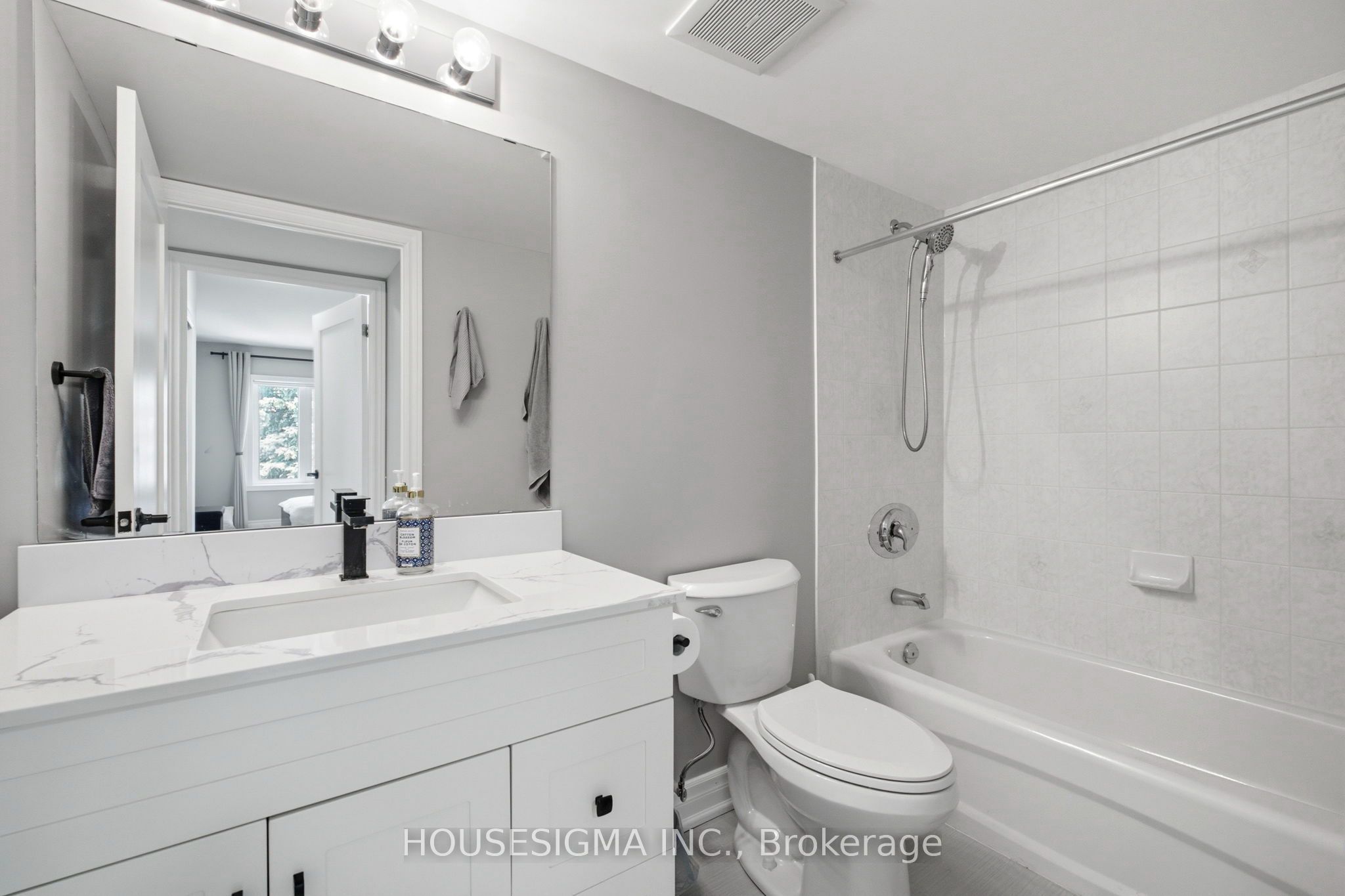 32 Church Street 305 Property Photo 12