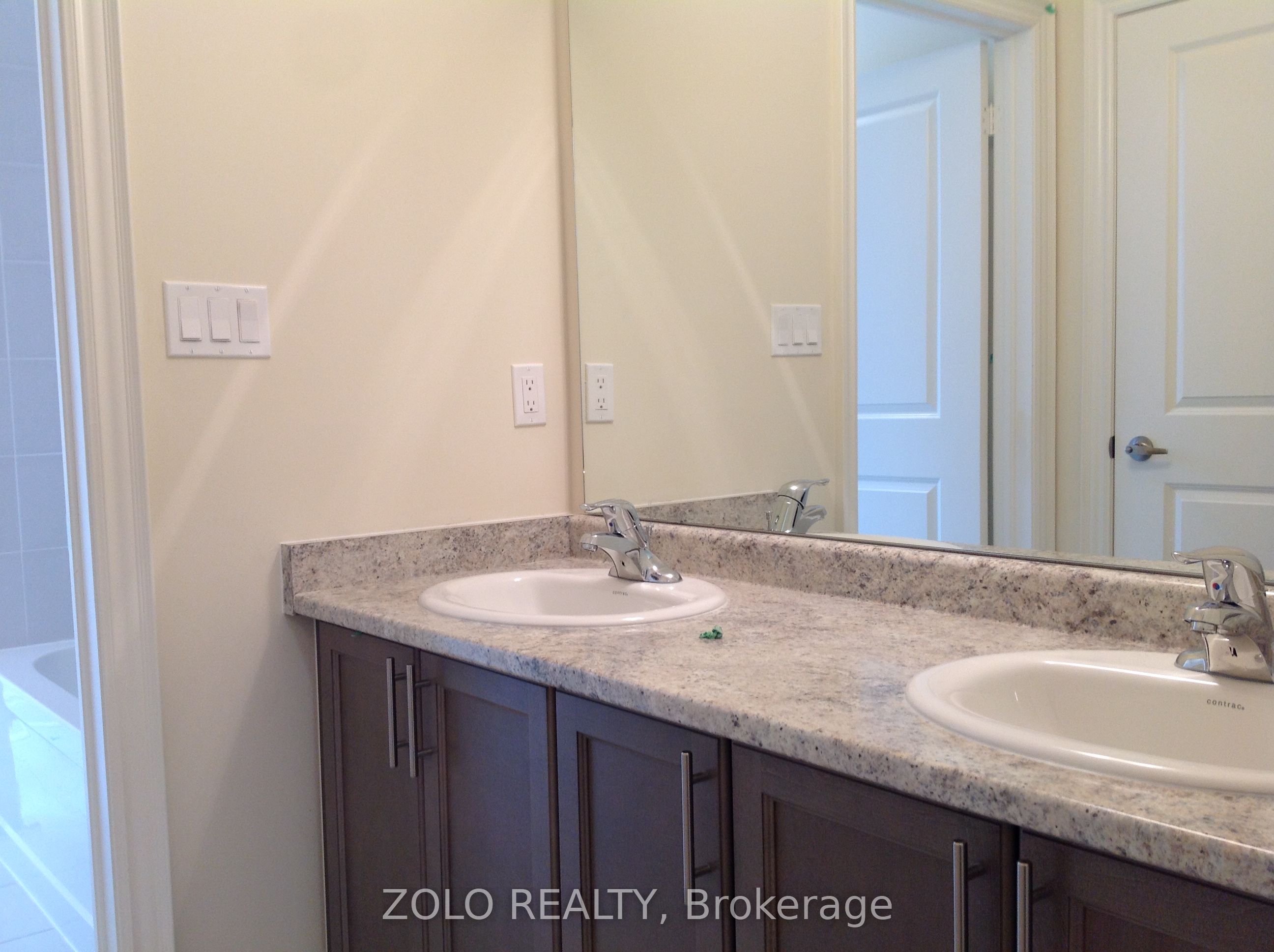 64 Cayton Crescent Property Photo 8