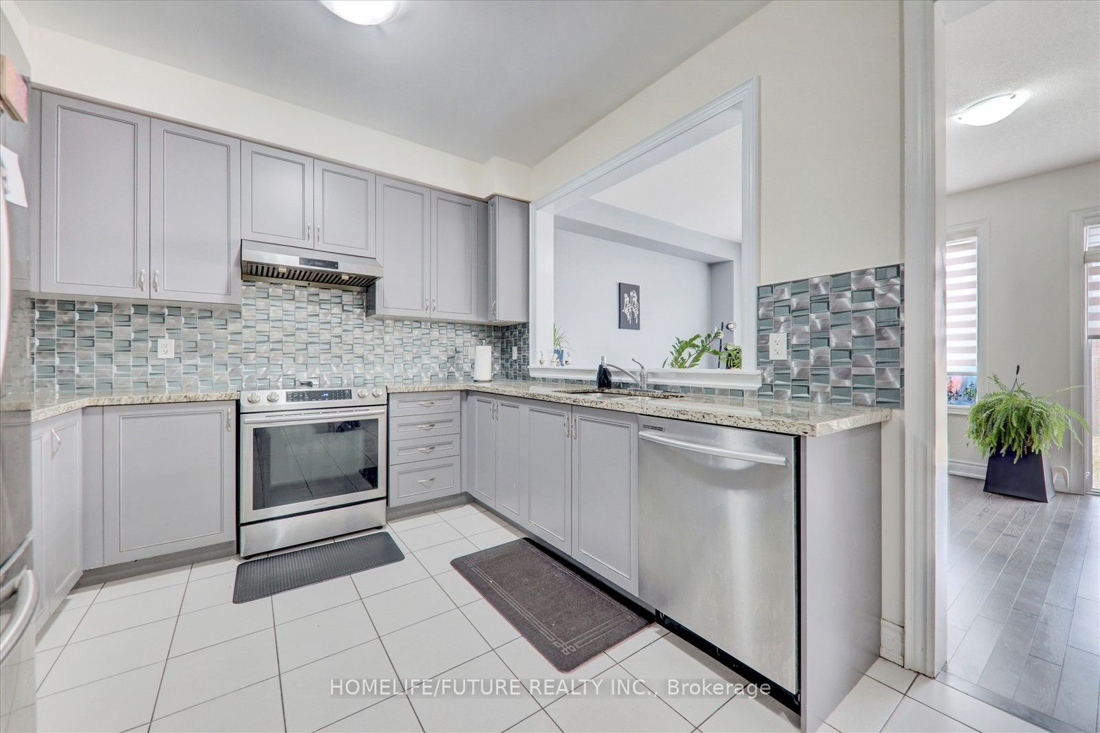 70 Mohandas Drive Property Photo 12