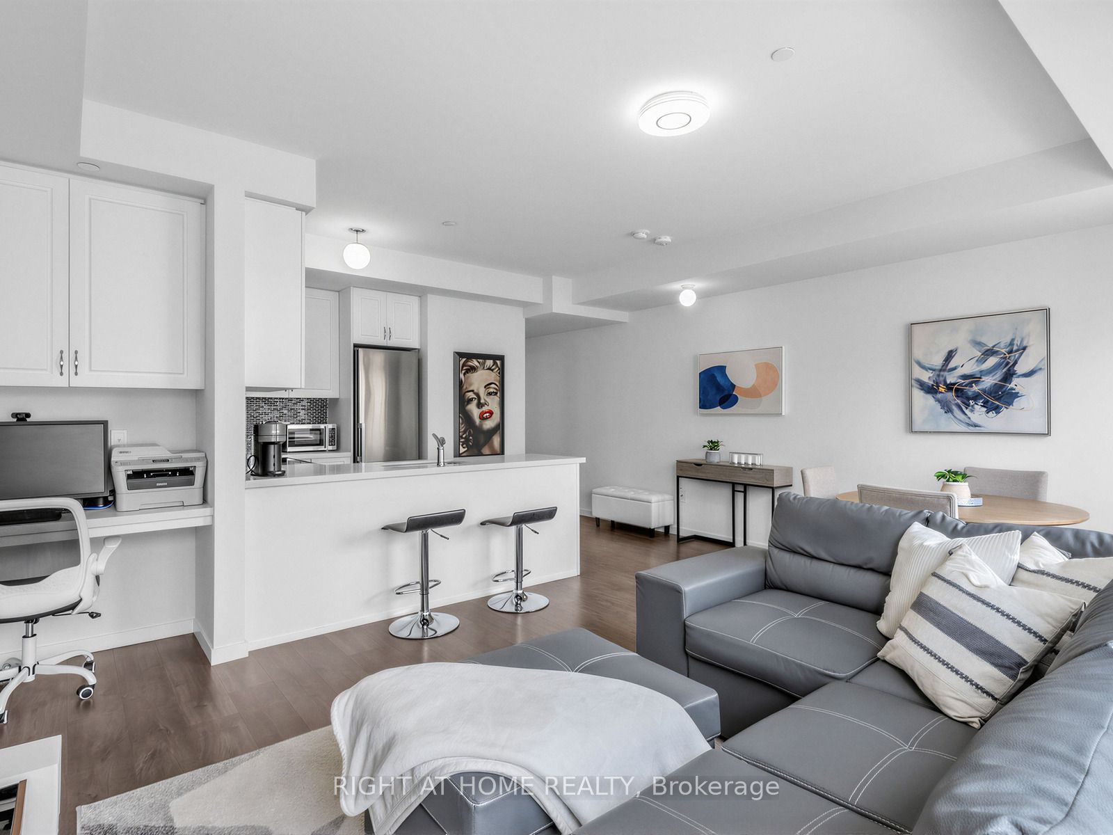 400 Alex Gardner Circle 86 Property Photo 6