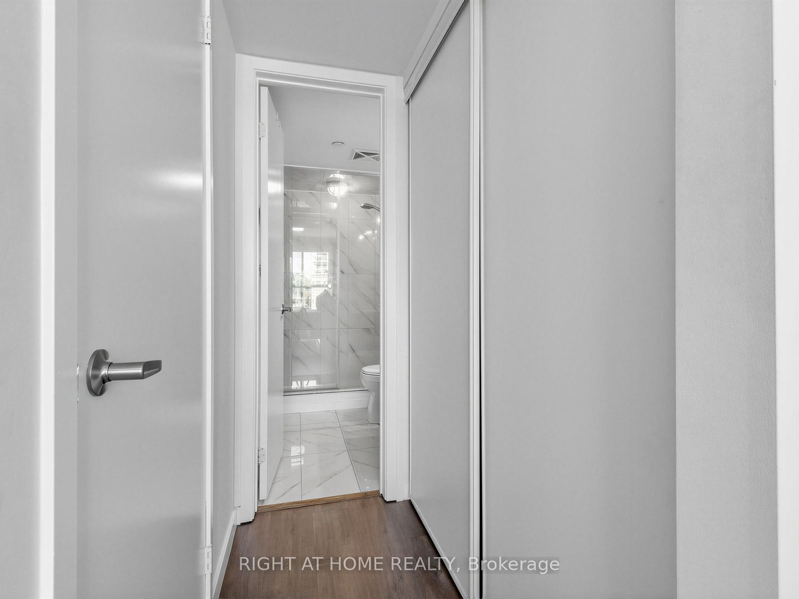 400 Alex Gardner Circle 86 Property Photo 19