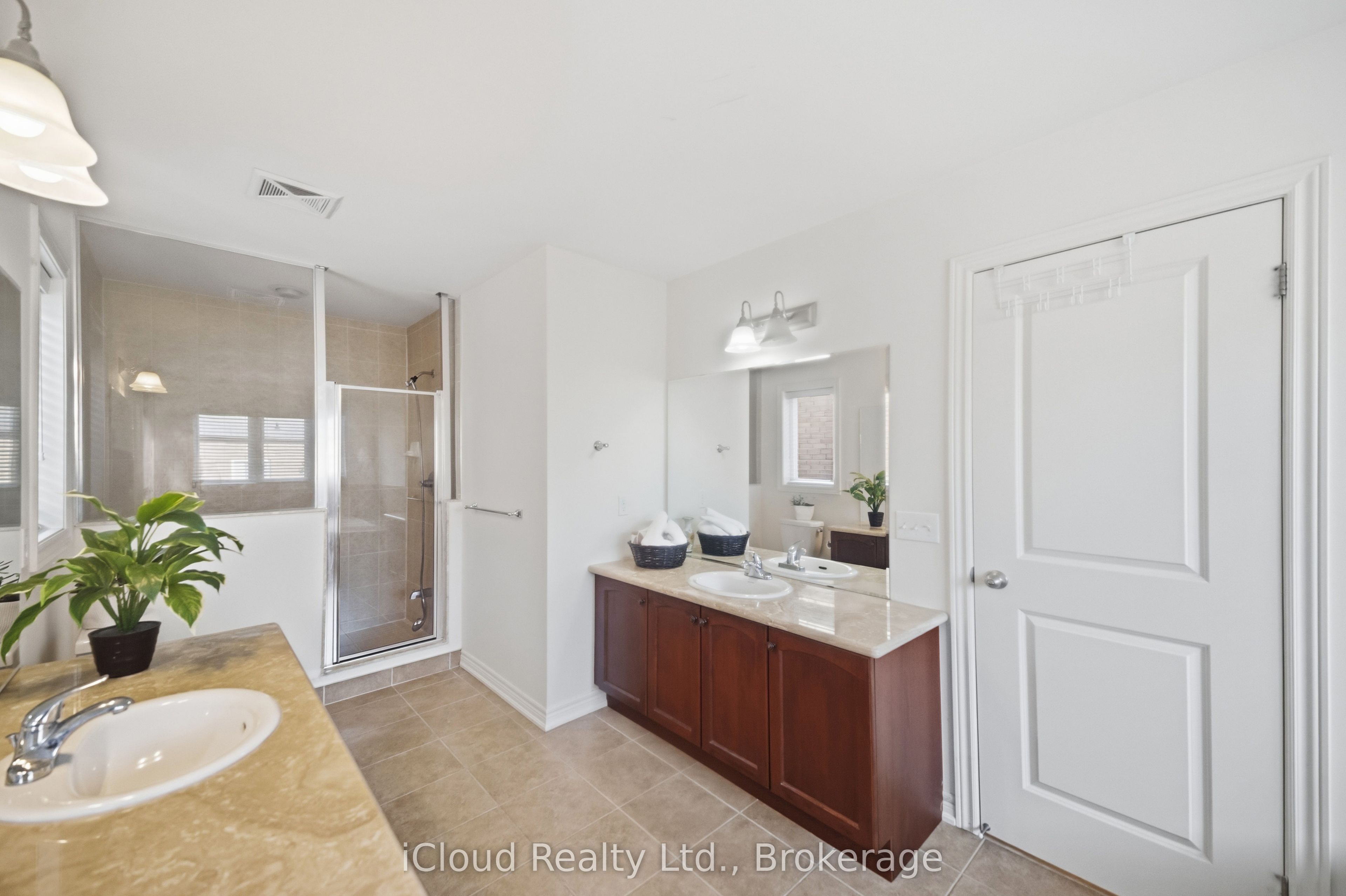 5 Leith Drive Property Photo 30