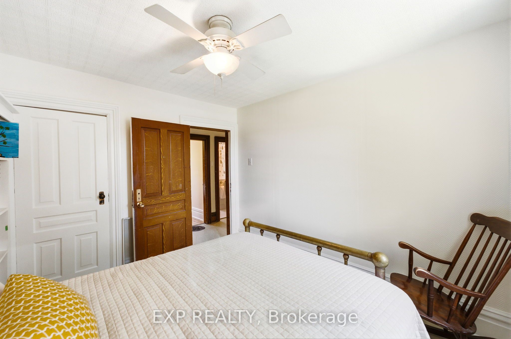145 High Street Property Photo 31