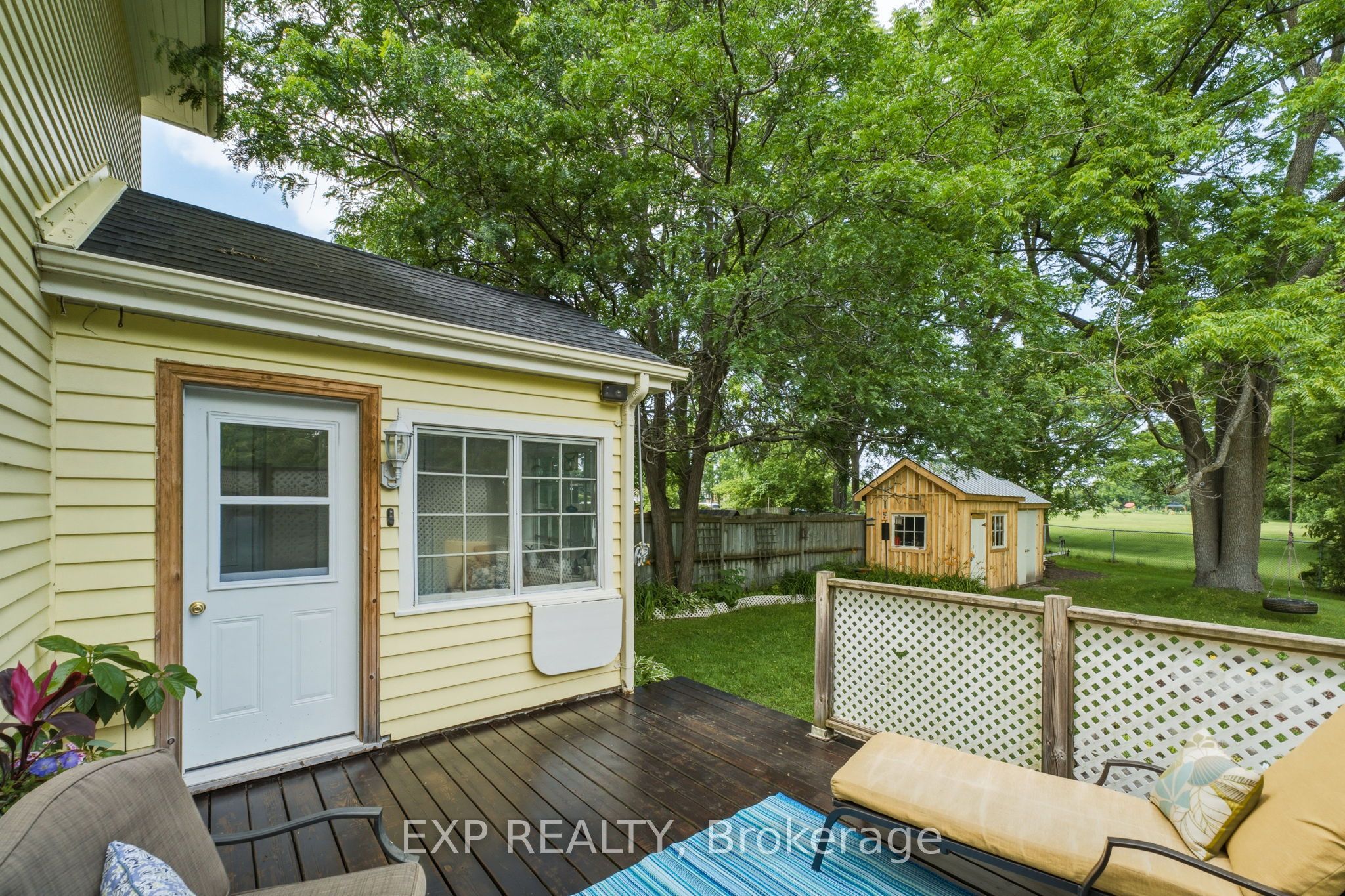 145 High Street Property Photo 37