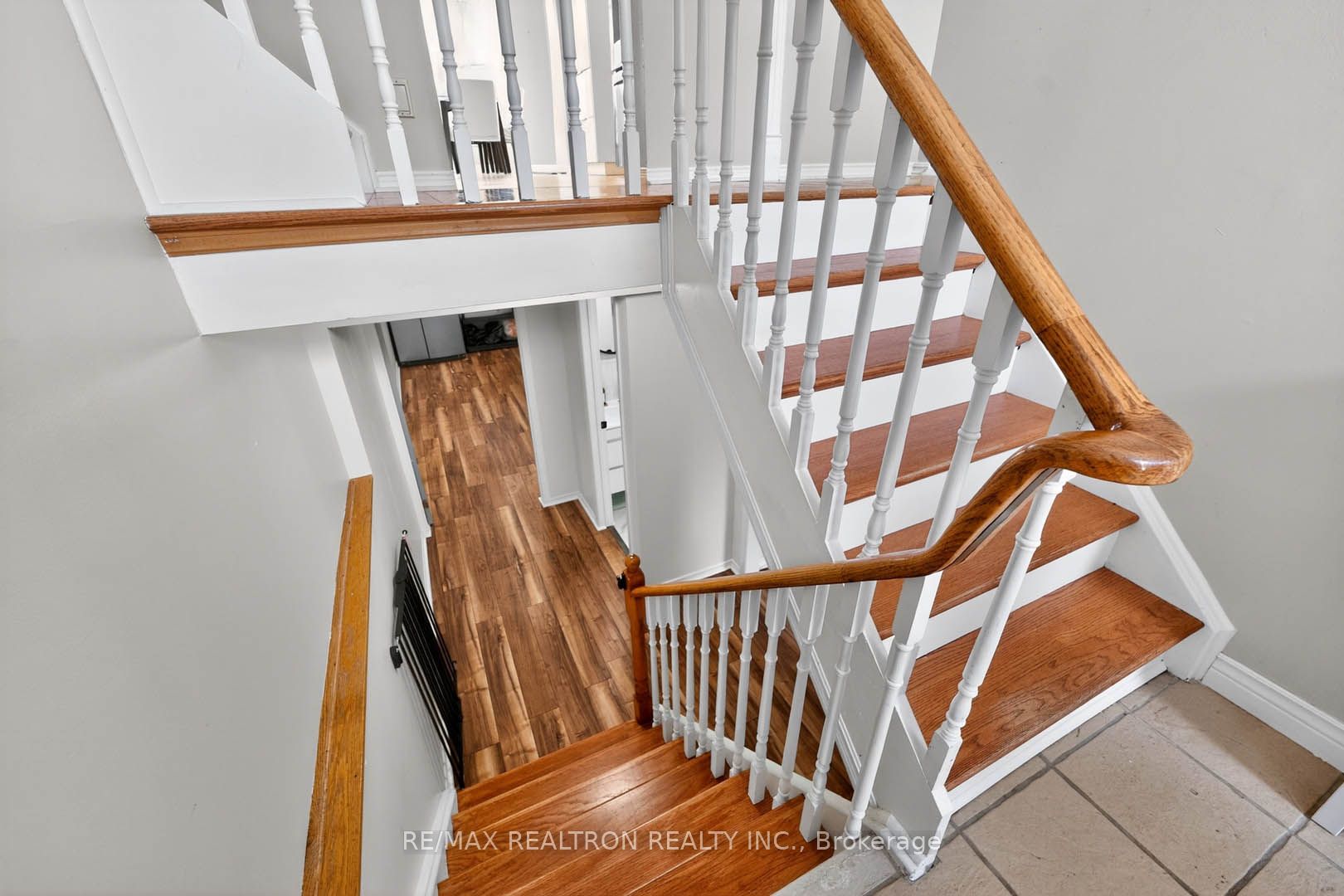 18 Castille Crescent Property Photo 21