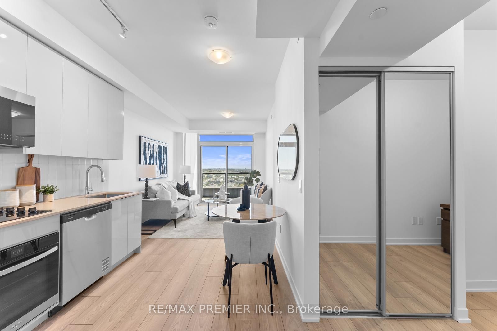 474 Caldari Road 2206 Property Photo 6