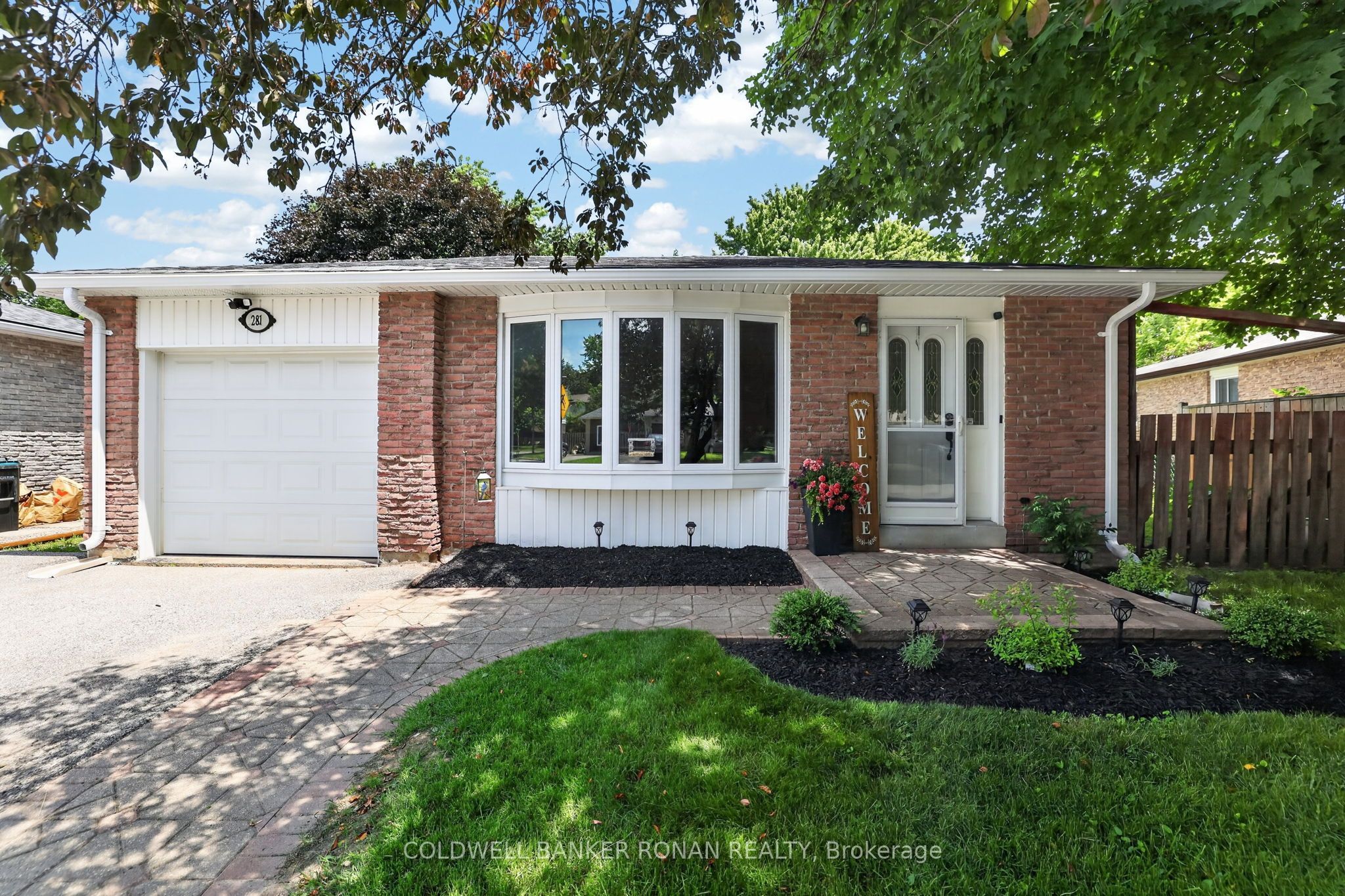 281 Tupper Boulevard Property Photo 1