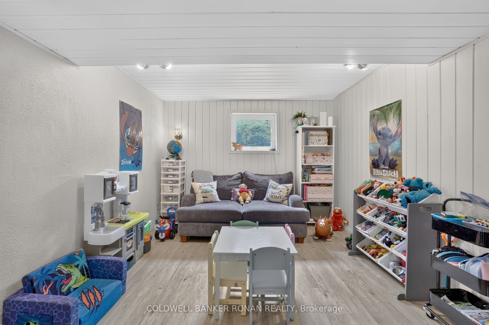 281 Tupper Boulevard Property Photo 32