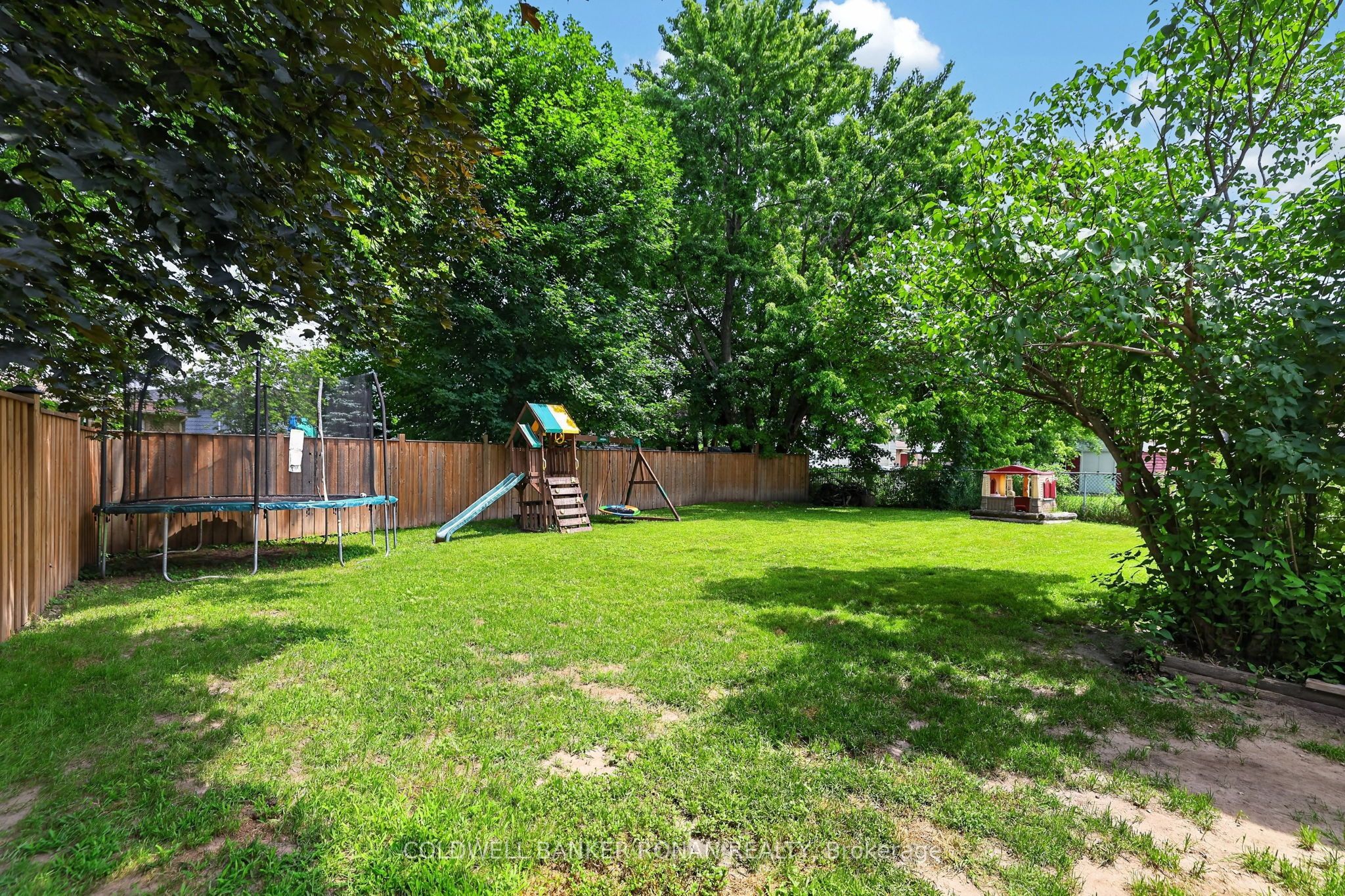 281 Tupper Boulevard Property Photo 37