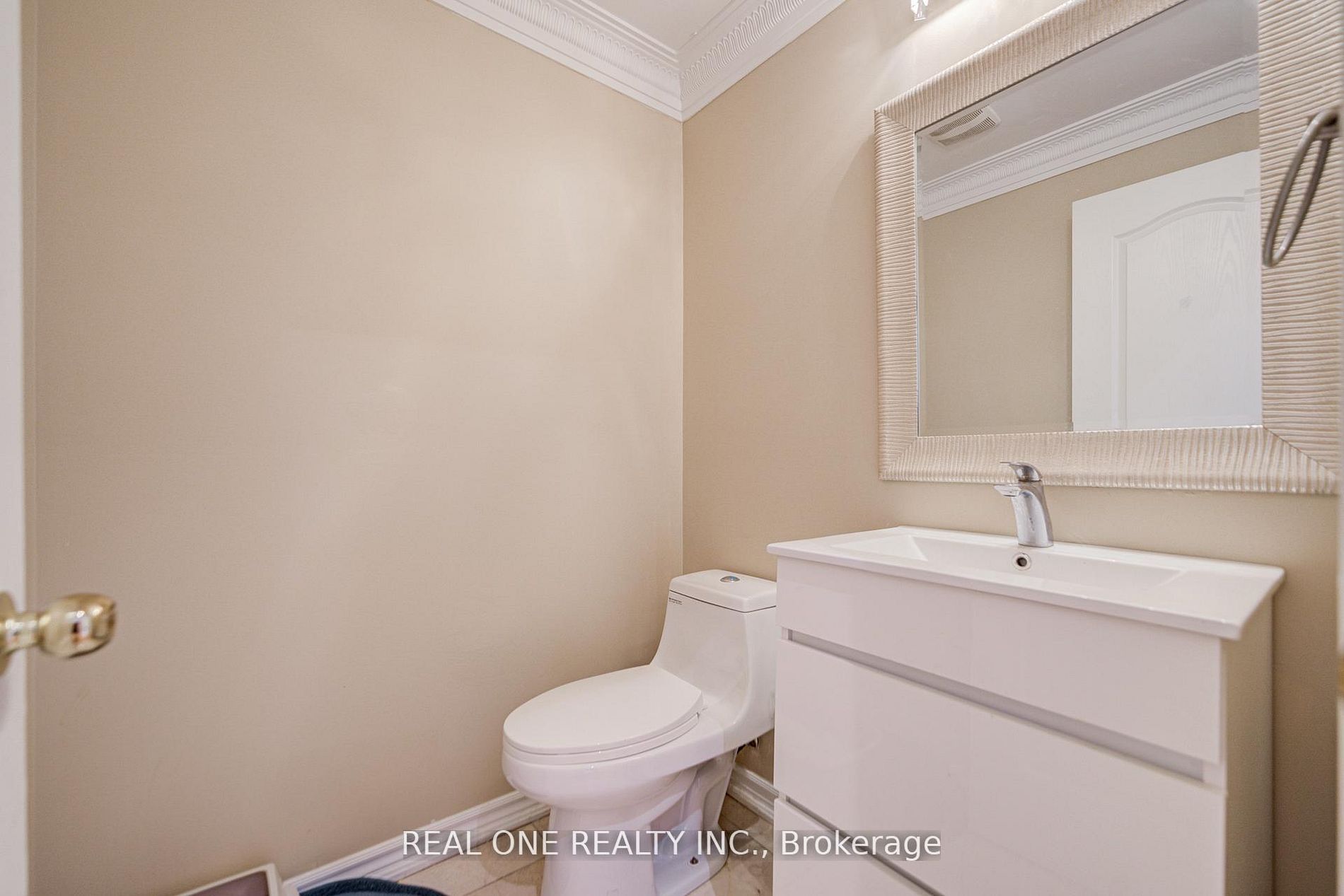 9 Ruskov Lane Upper Property Photo 15