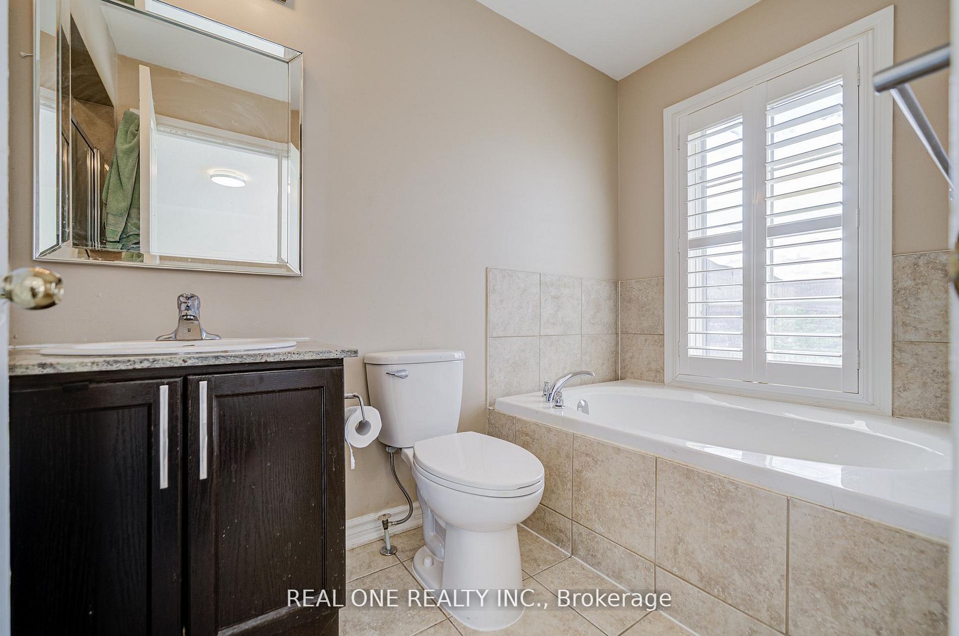 9 Ruskov Lane Upper Property Photo 21