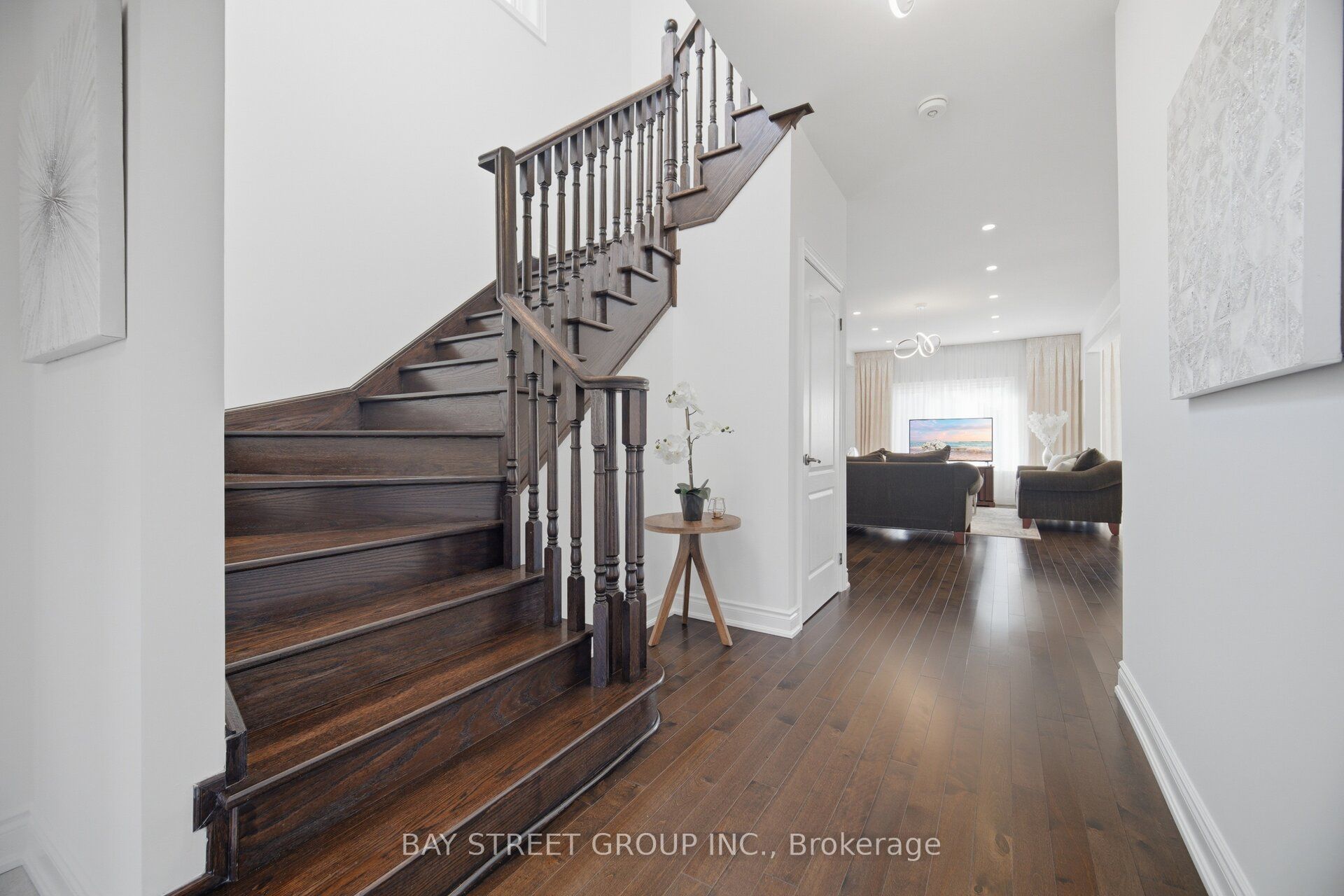 66 Milby Crescent Property Photo 4