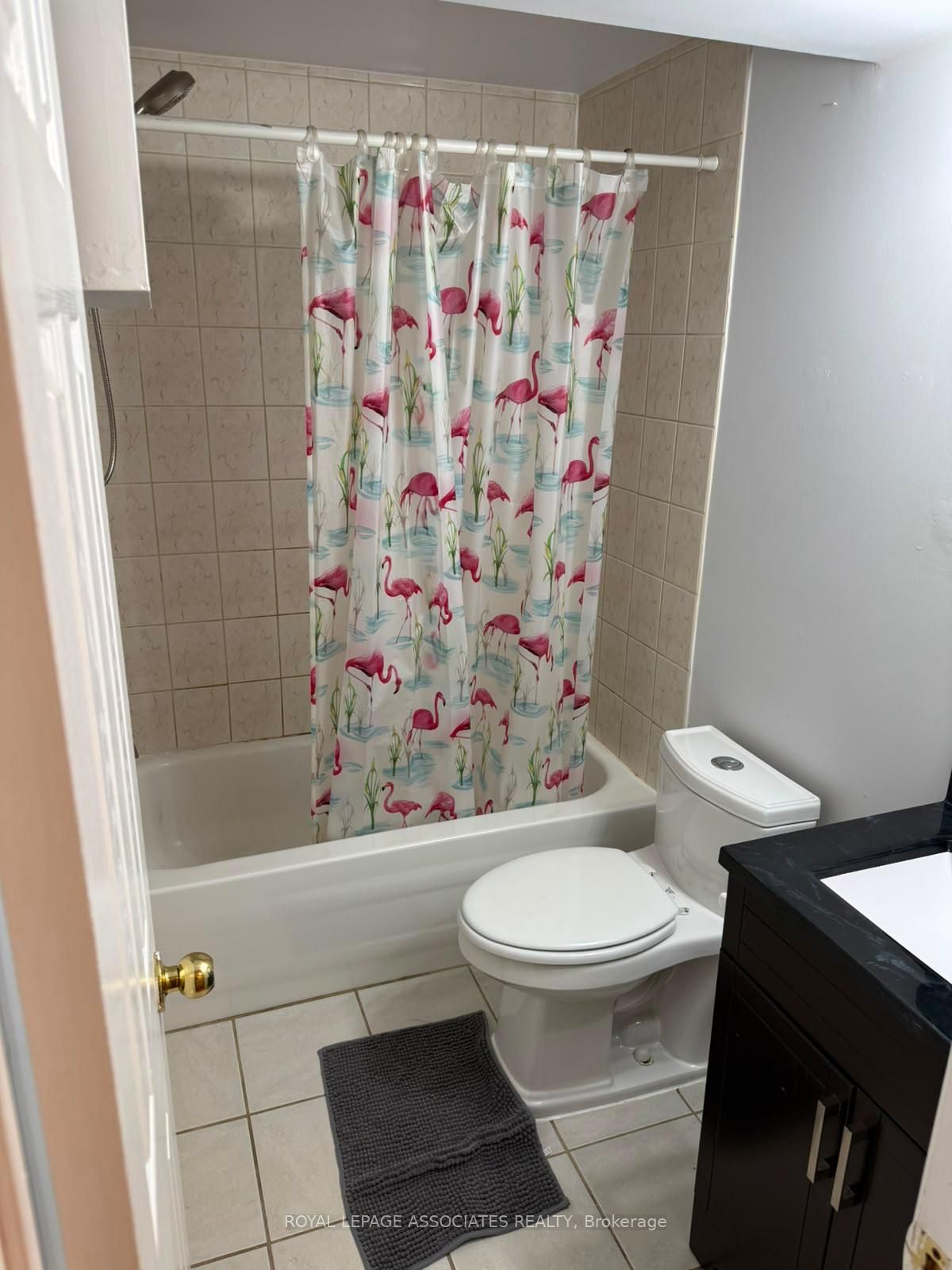 435 Elson Street Bsmt Property Photo 8