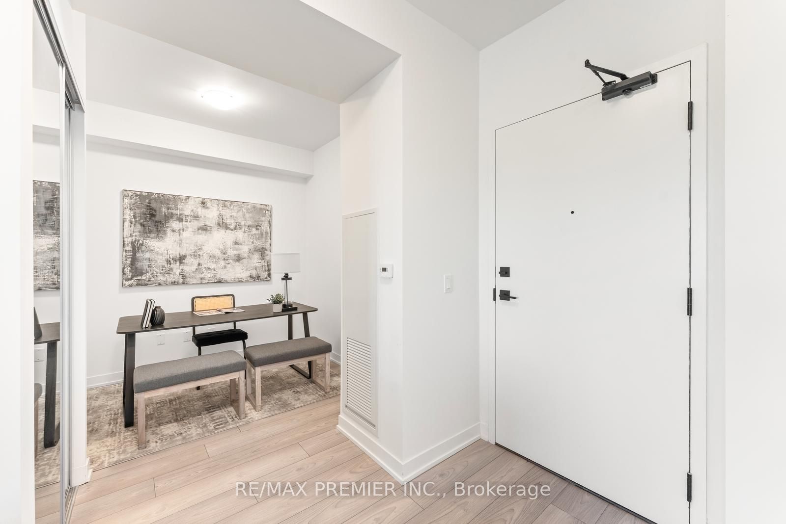 474 Caldari Road 308 Property Photo 3