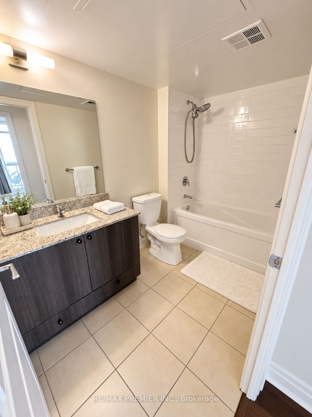 8110 Birchmount Road 506 Property Photo 9