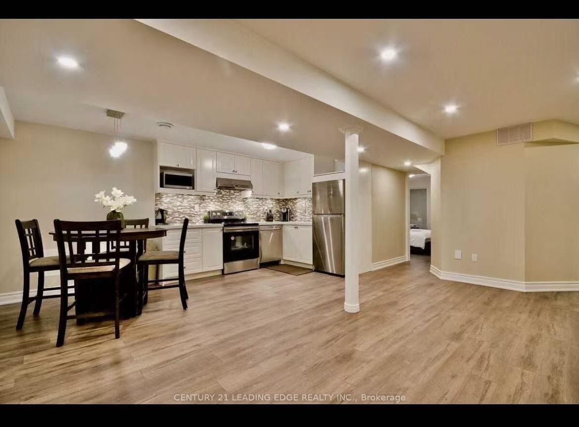 129 Bernard Avenue Bsmt Property Photo 9