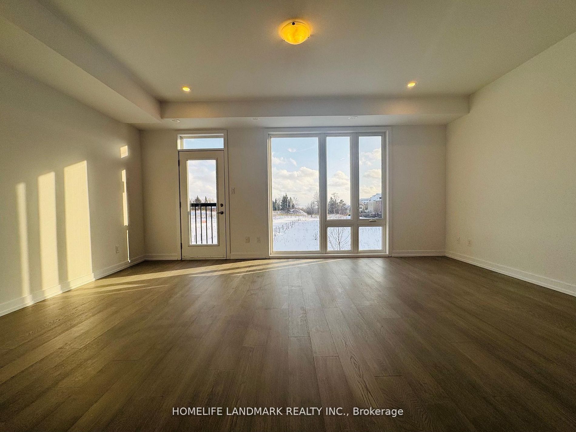 27 Bancroft Lane Property Photo 8