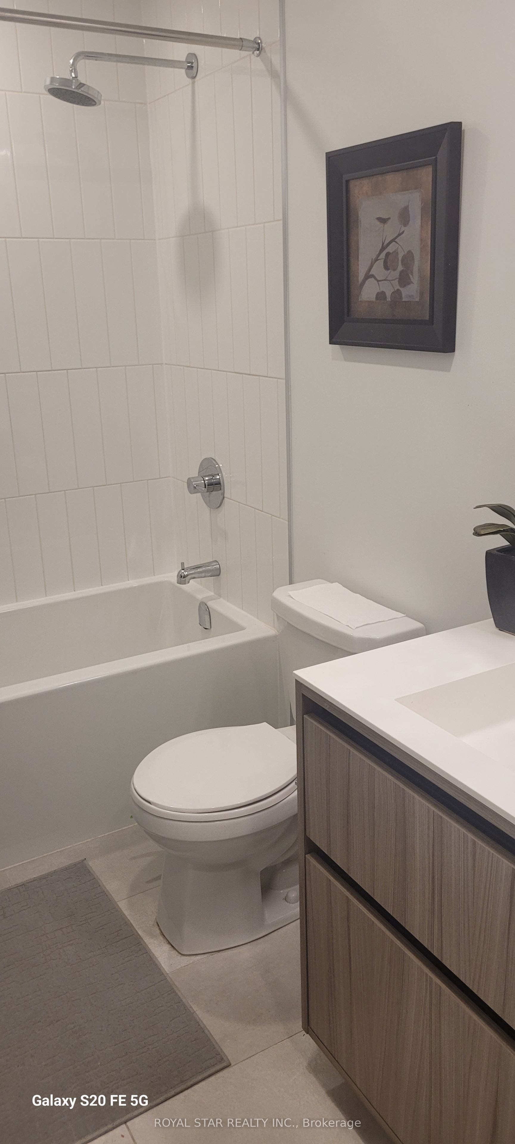 8 Beverley Glen Boulevard 901 Property Photo 6