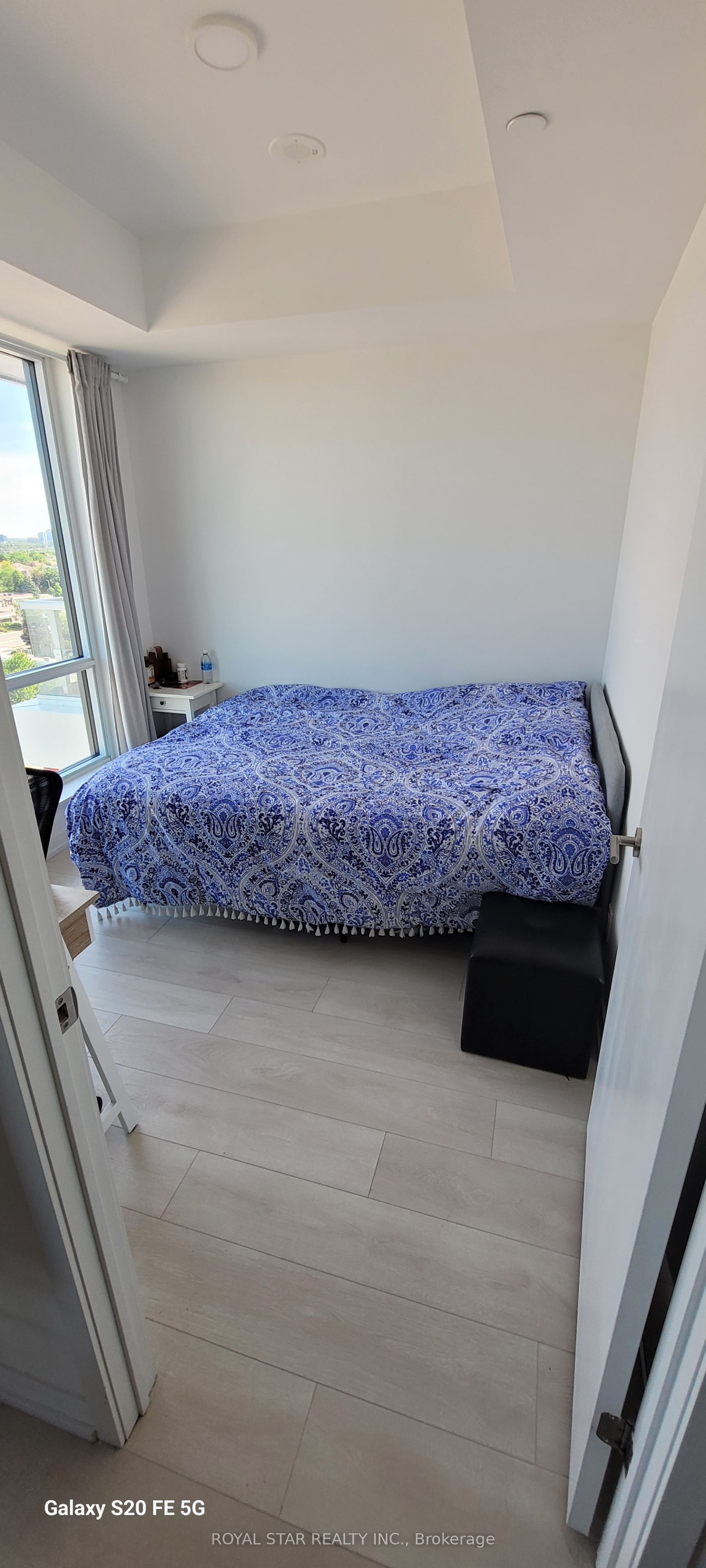 8 Beverley Glen Boulevard 901 Property Photo 8