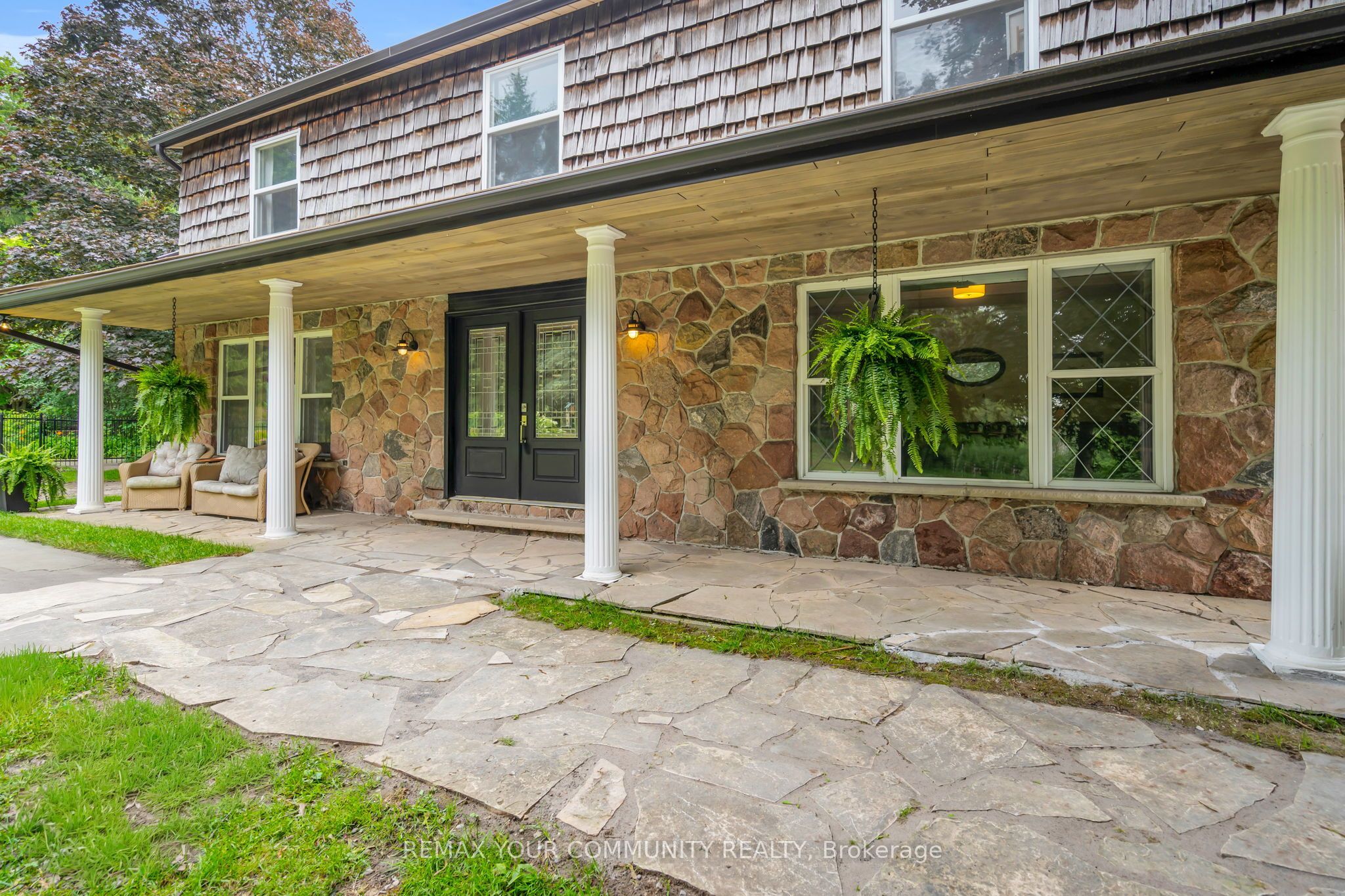 273 Wees Road Property Photo 6