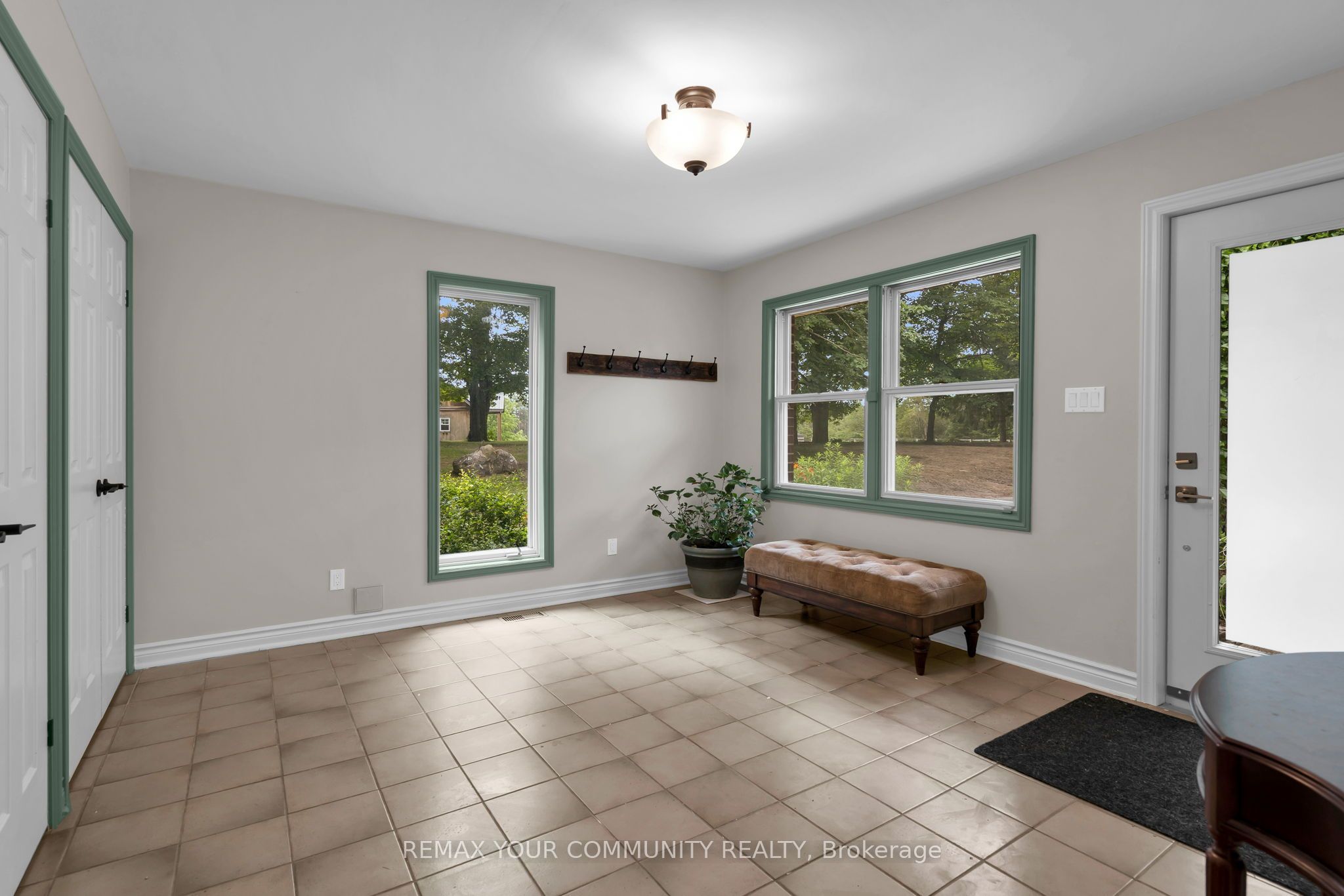 273 Wees Road Property Photo 17