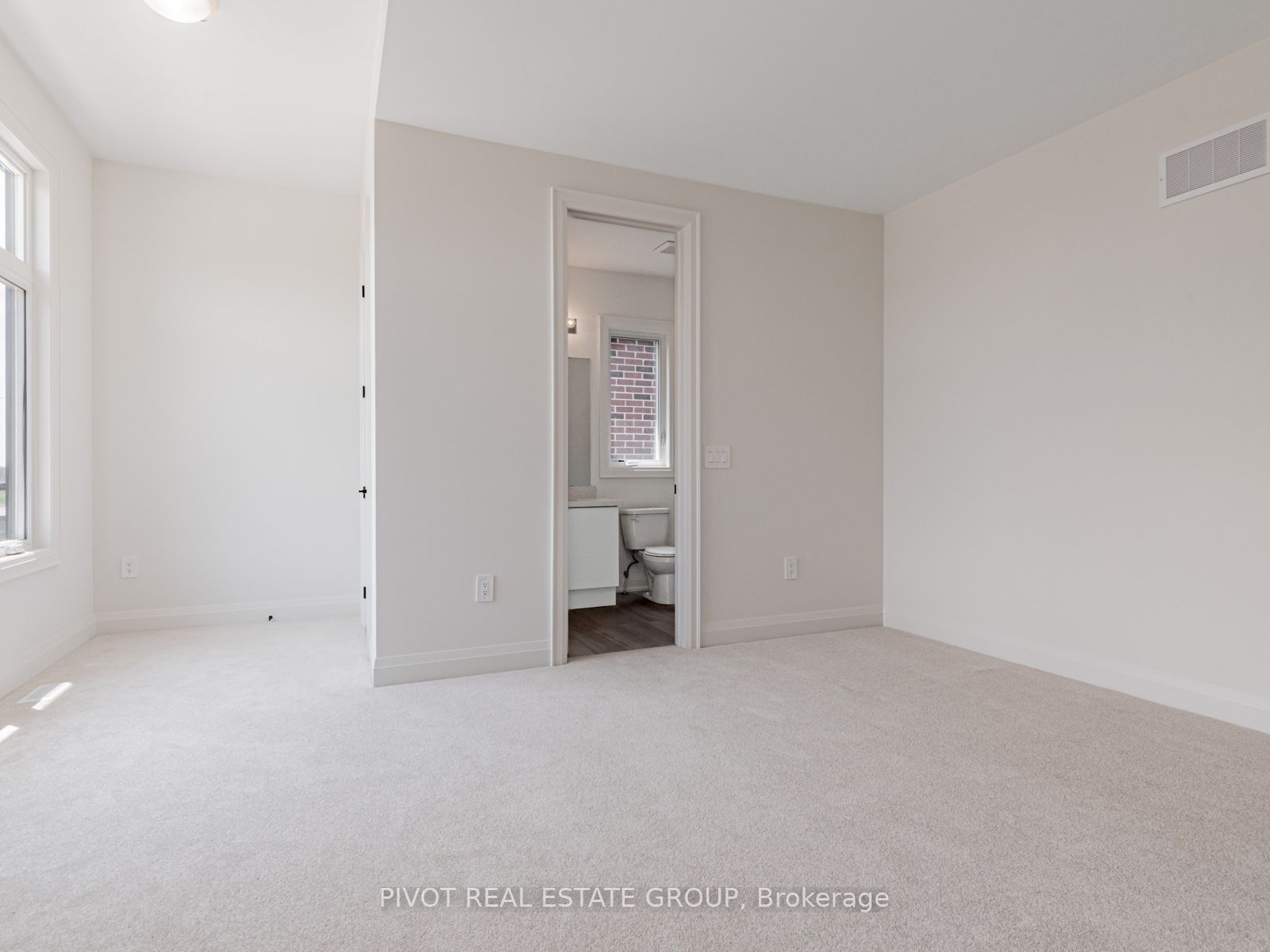 34 Montorio Drive Property Photo 37