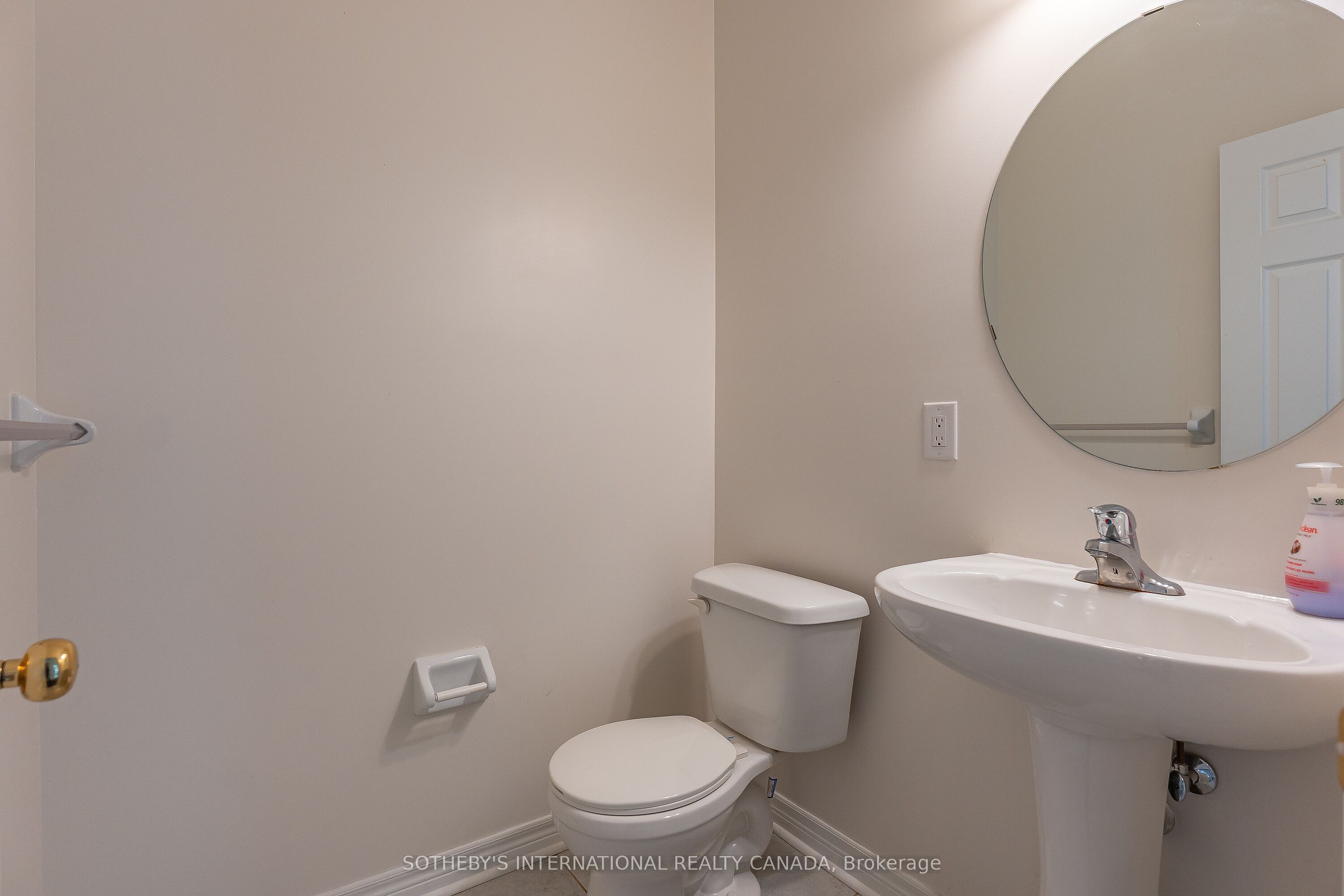 1 Herbert Wales Crescent Property Photo 19