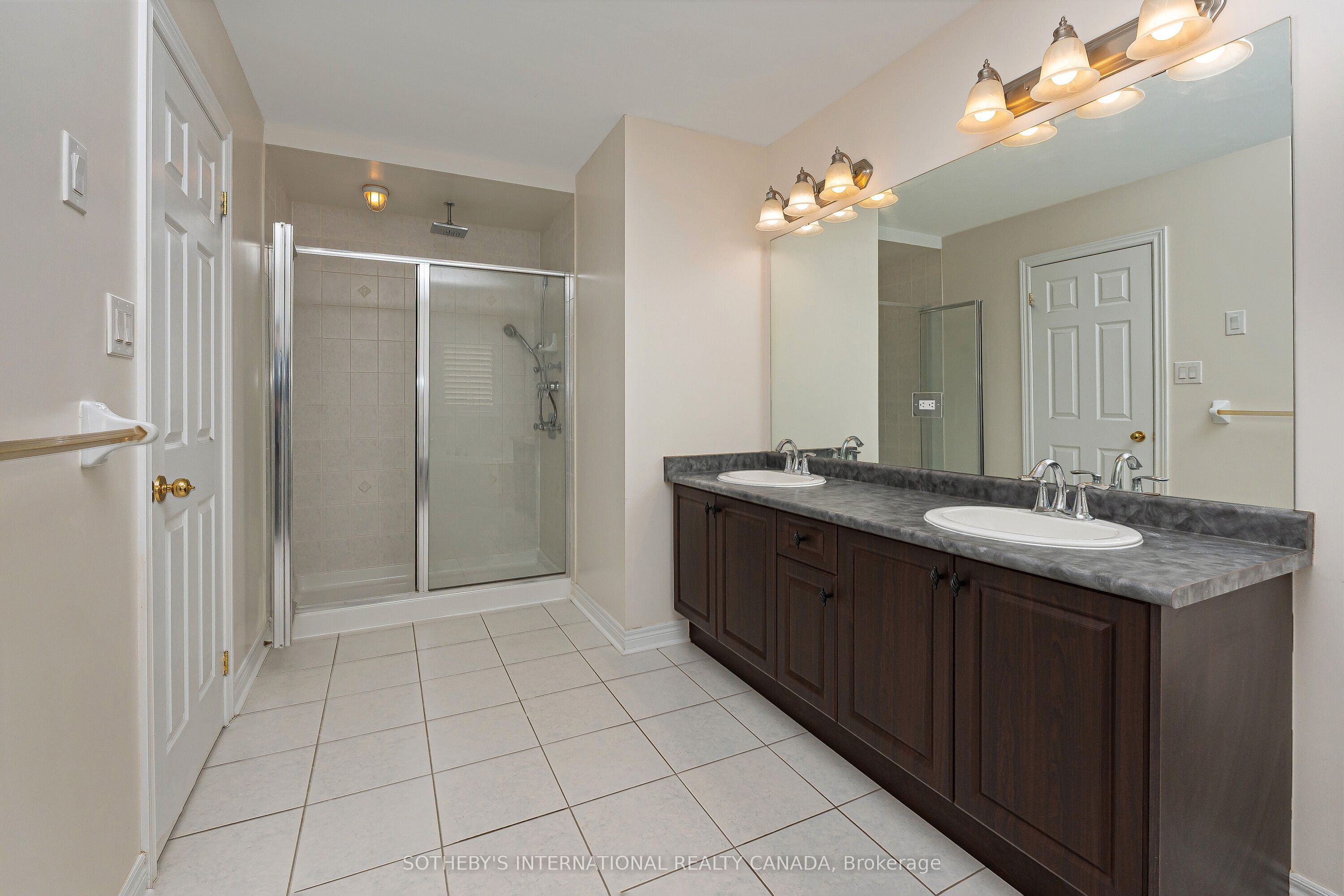 1 Herbert Wales Crescent Property Photo 25