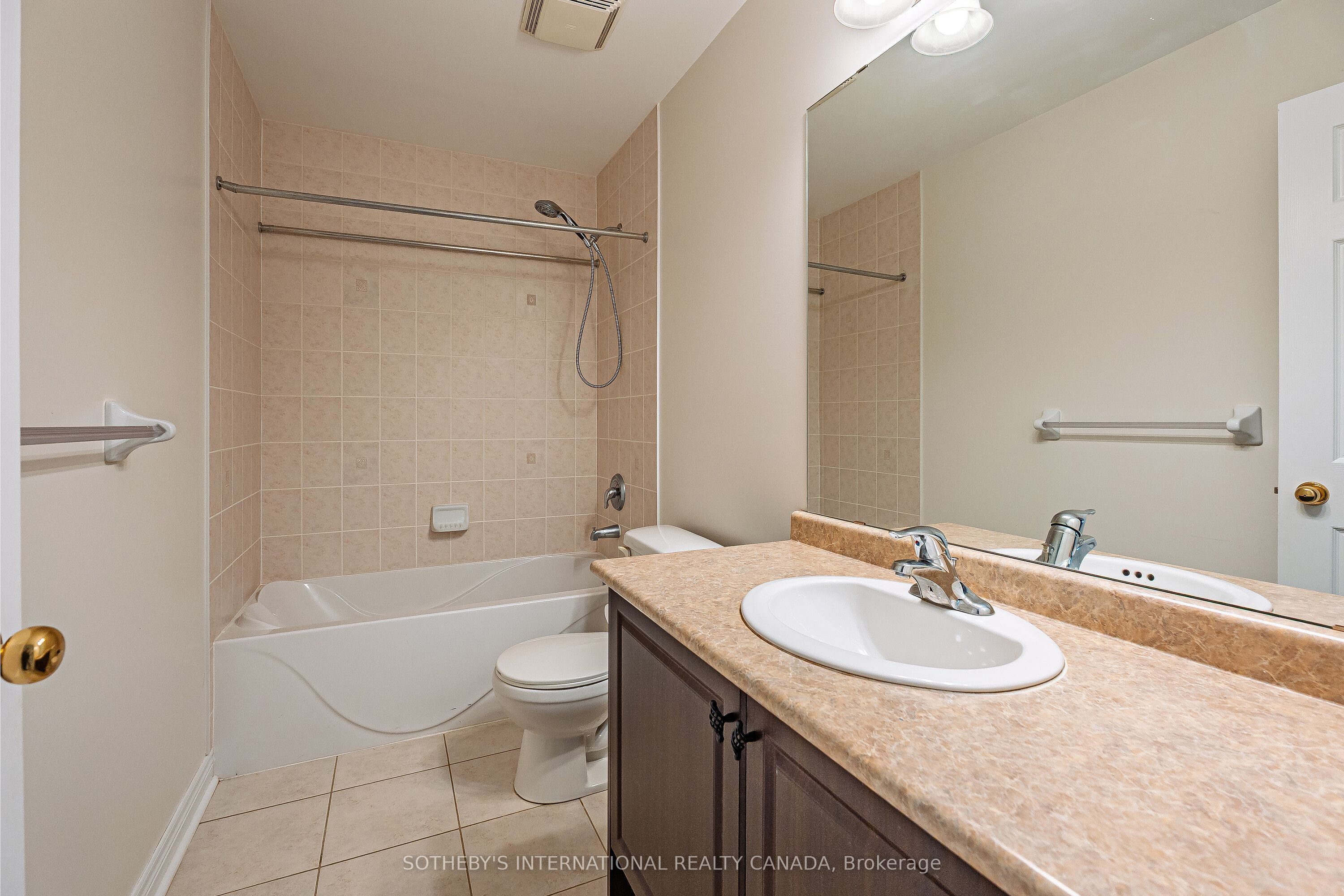 1 Herbert Wales Crescent Property Photo 27