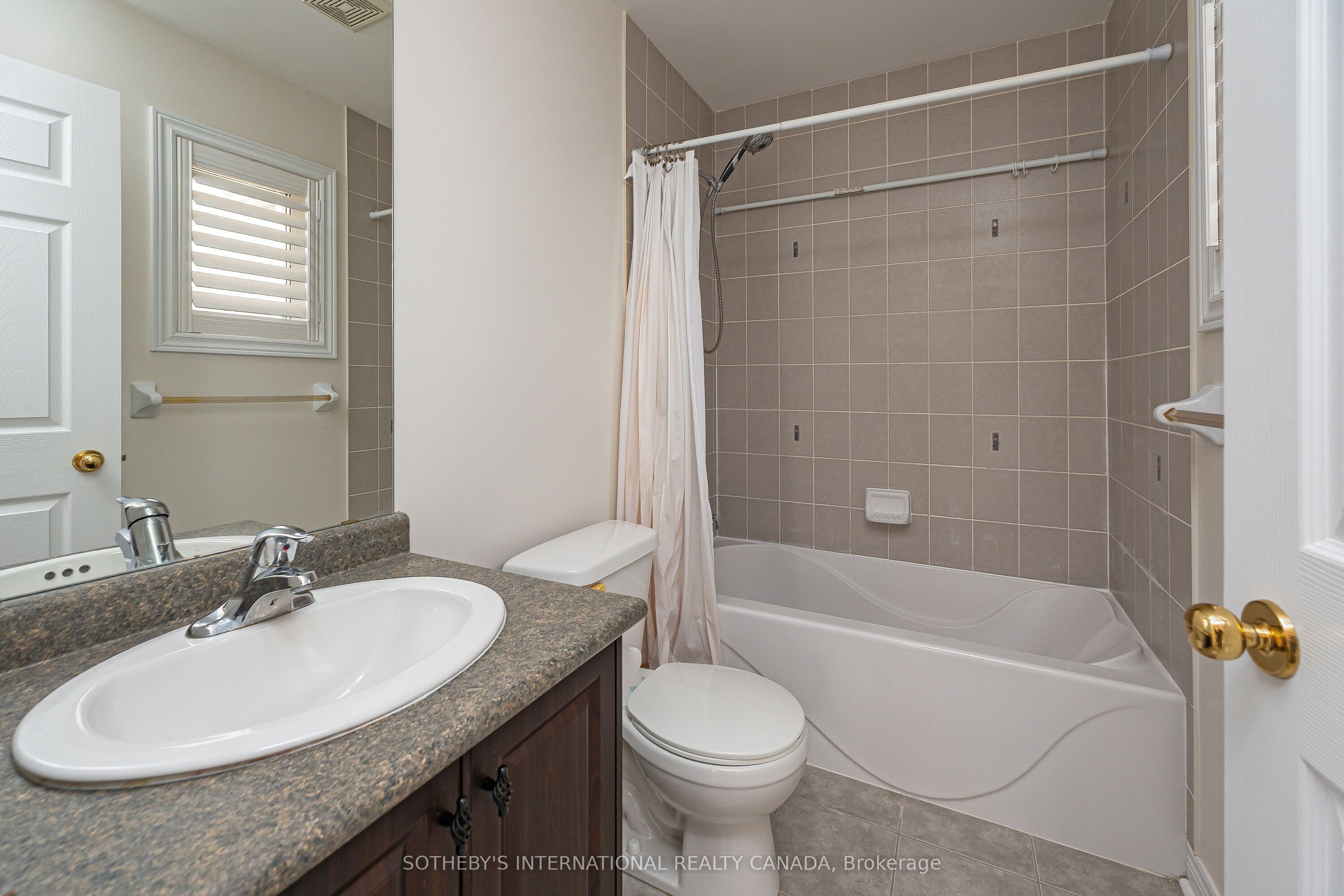 1 Herbert Wales Crescent Property Photo 30