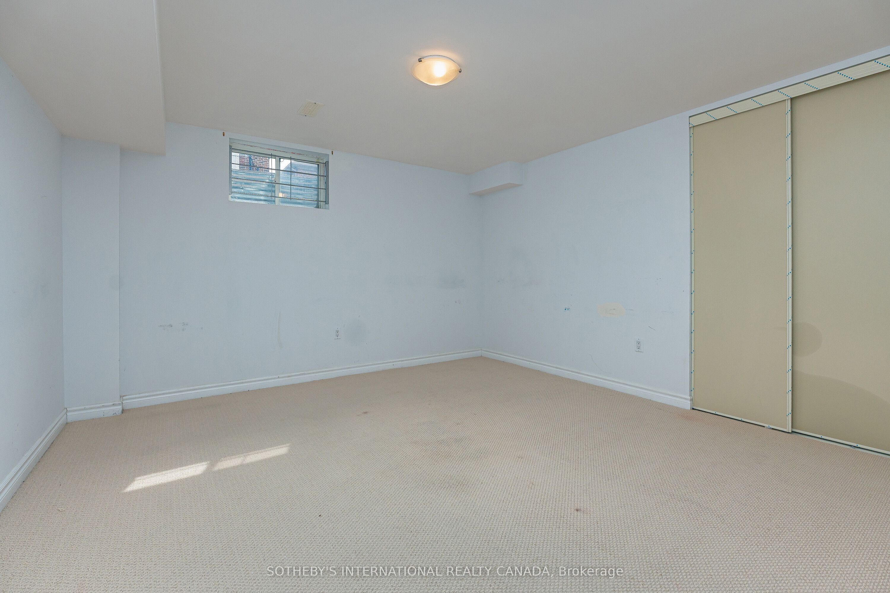 1 Herbert Wales Crescent Property Photo 32