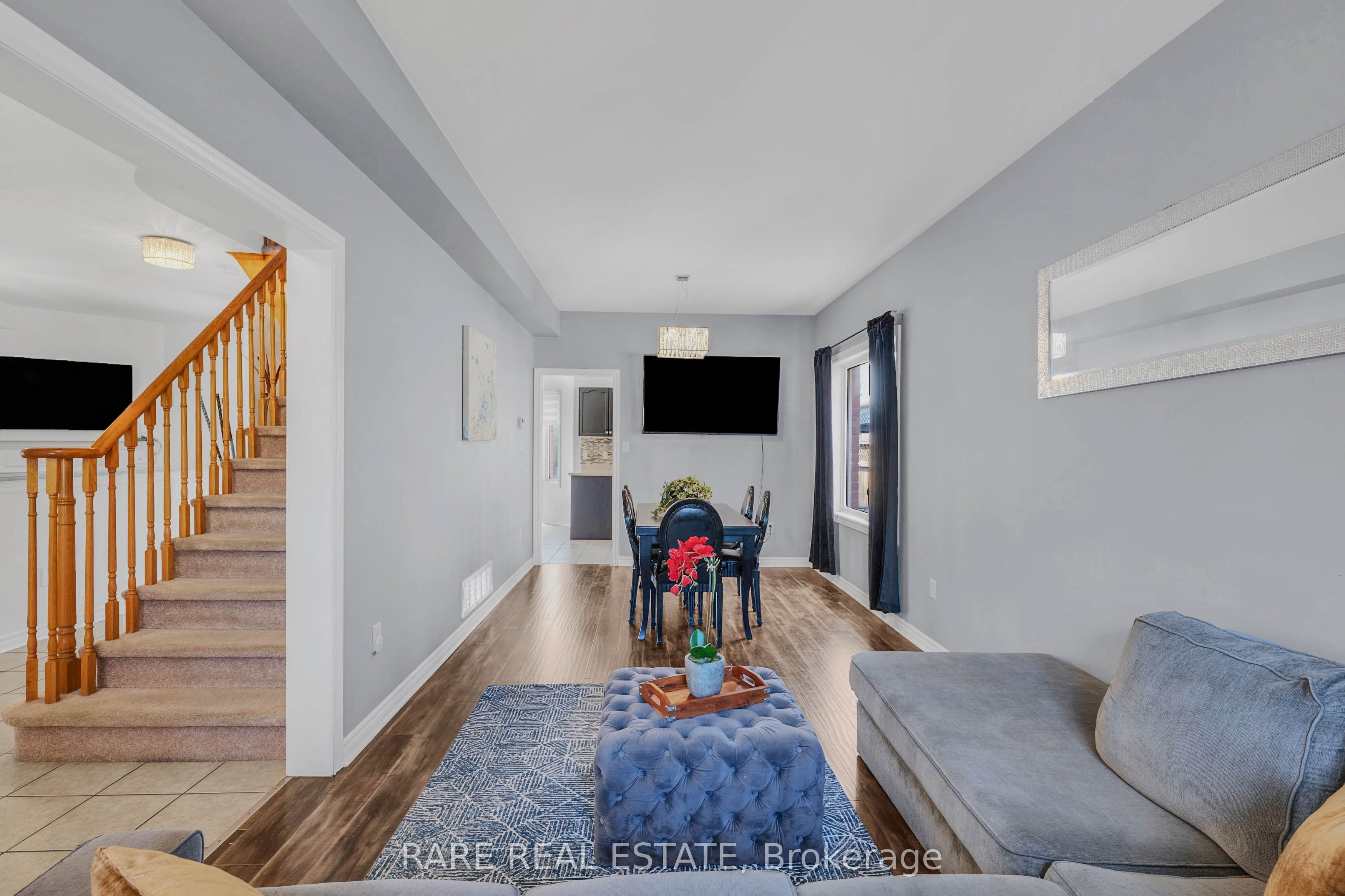 2104 Osbond Road Property Photo 7