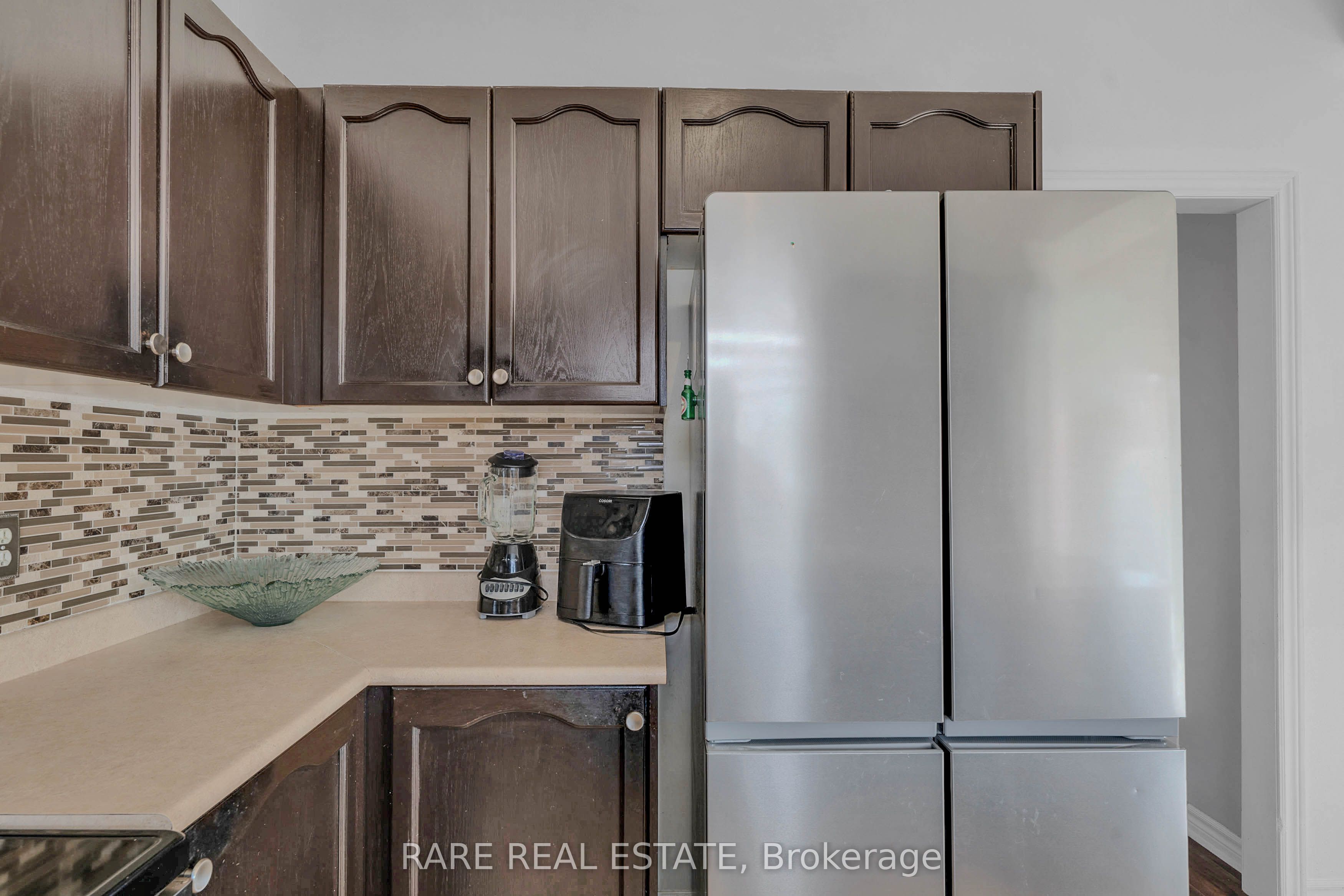 2104 Osbond Road Property Photo 18