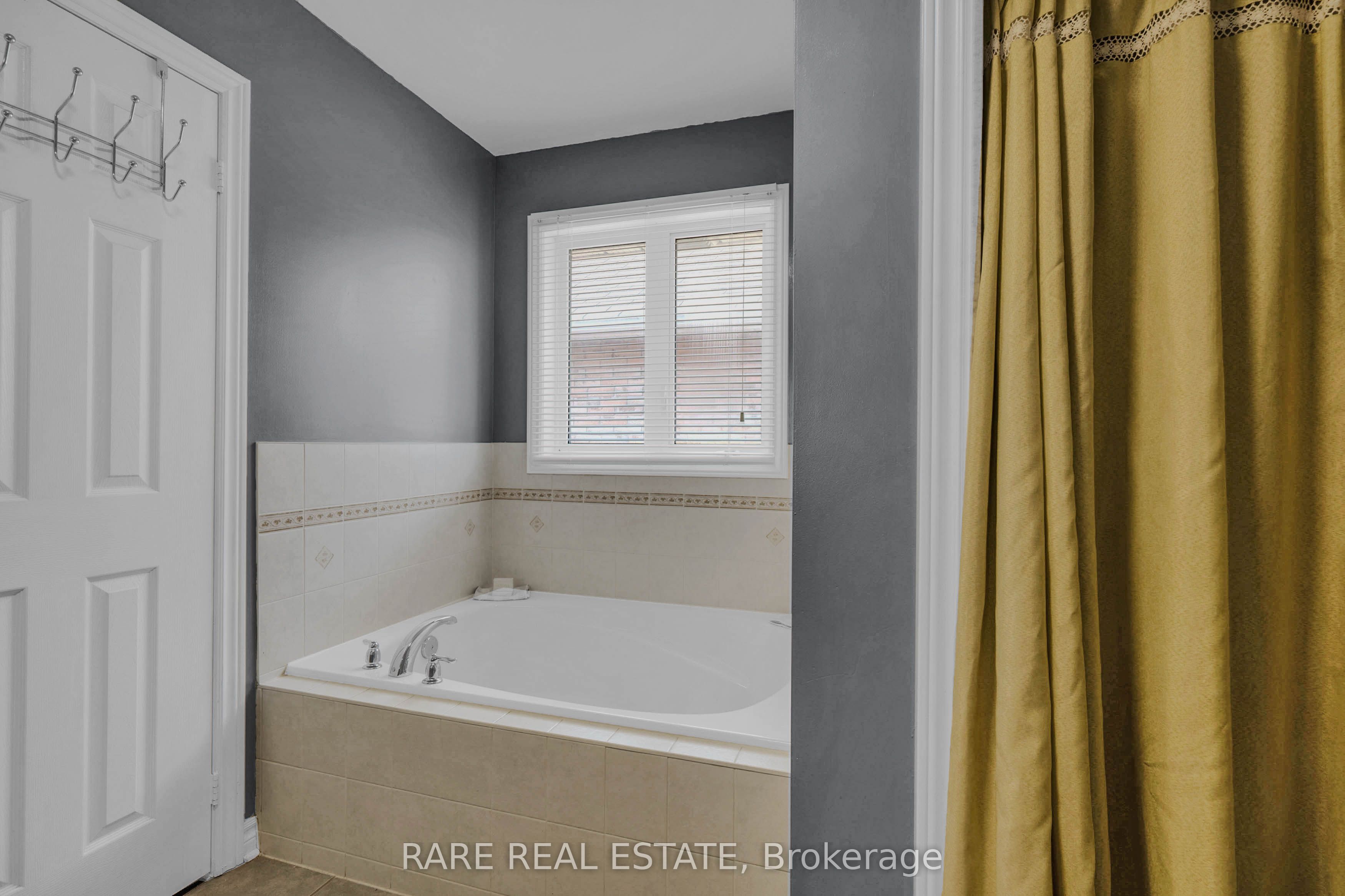 2104 Osbond Road Property Photo 29