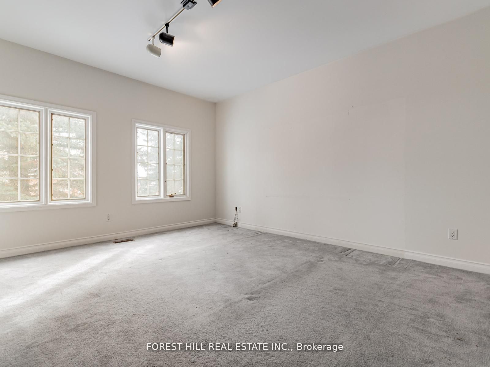 17 Dunloe Road Property Photo 32