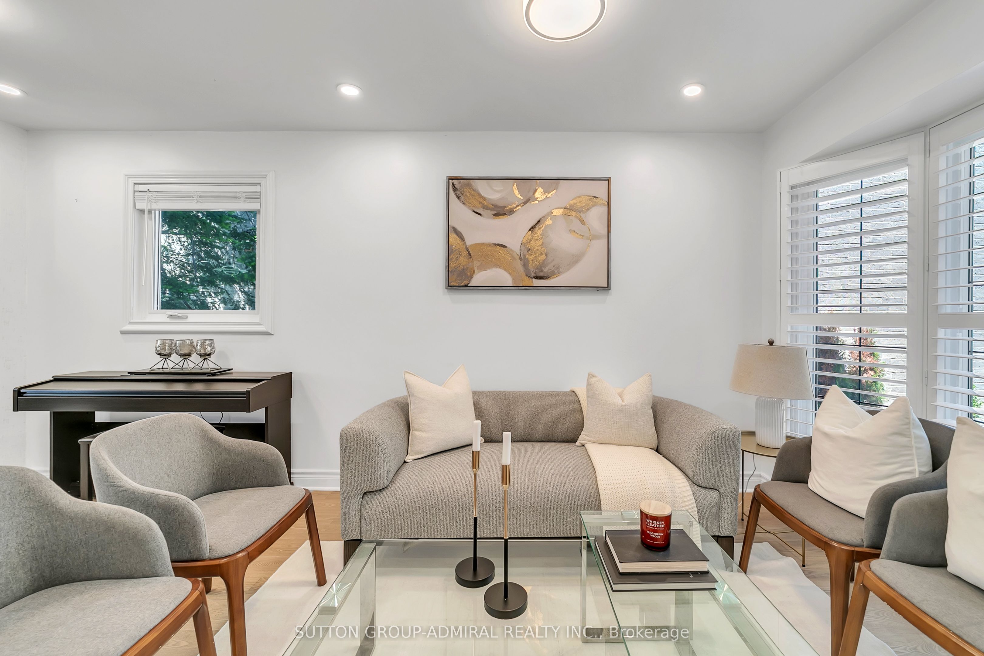 10 Park Lane Circle Property Photo 6