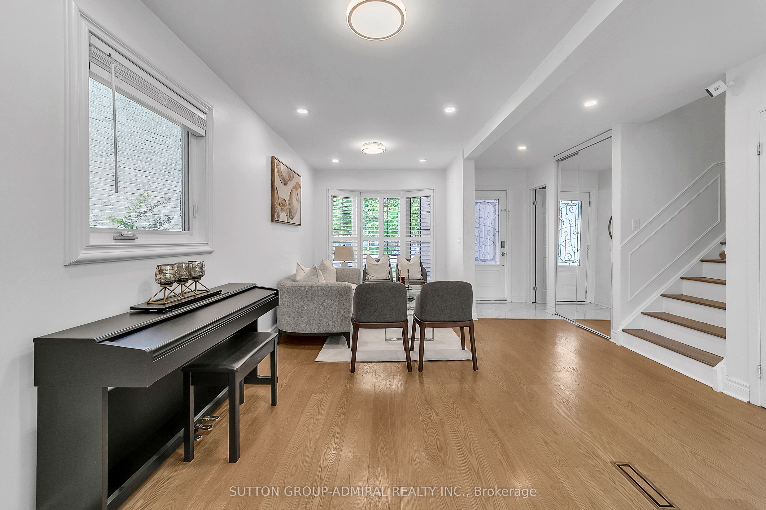 10 Park Lane Circle Property Photo 9