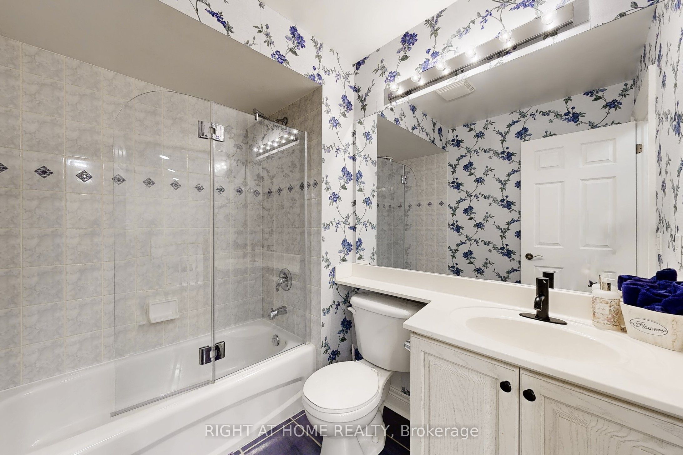 9 Arlington Way Property Photo 27