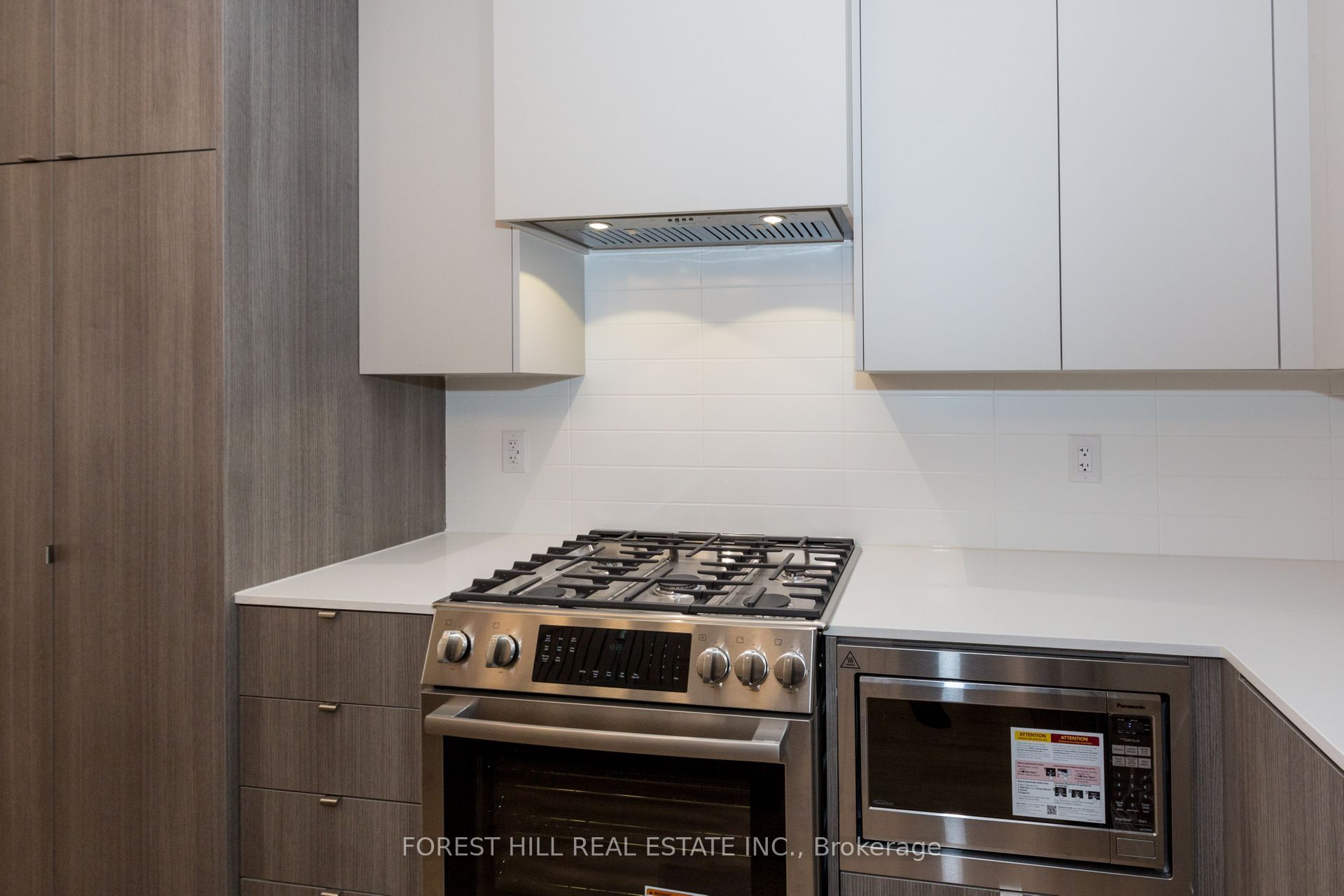 138 Alton Crescent Property Photo 5