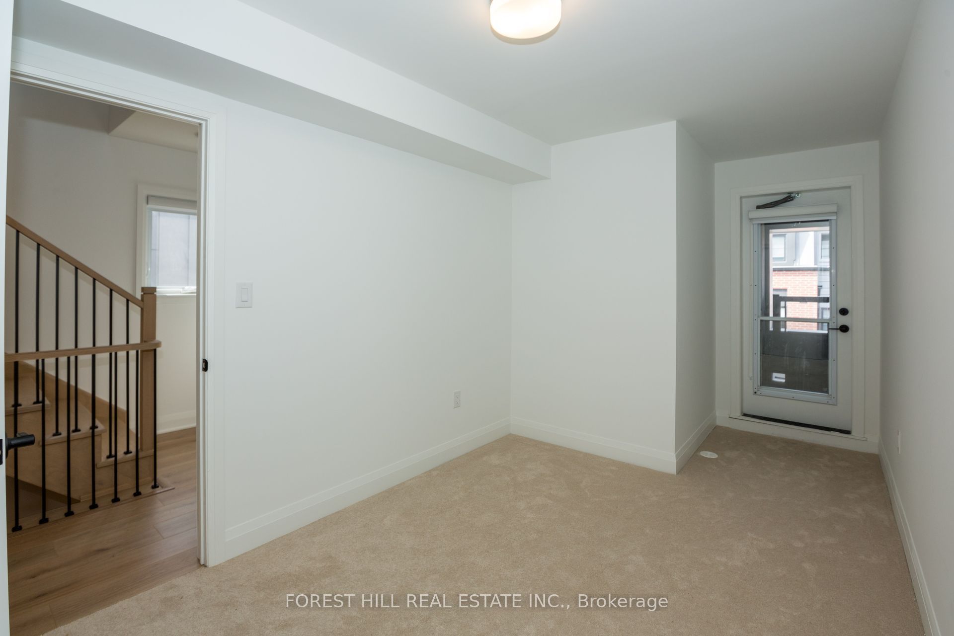 138 Alton Crescent Property Photo 16