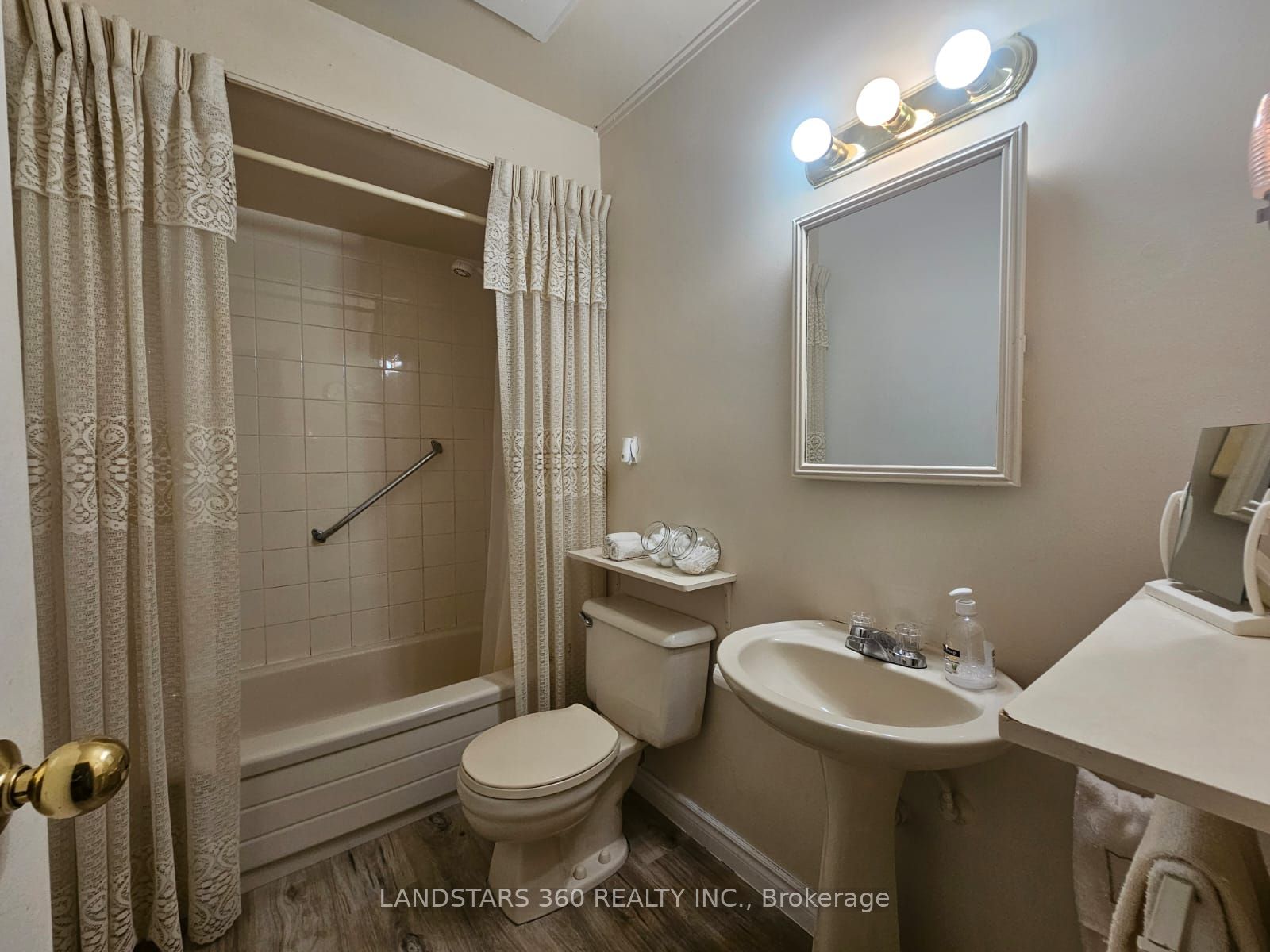 6 Bowman Way 147 Property Photo 8
